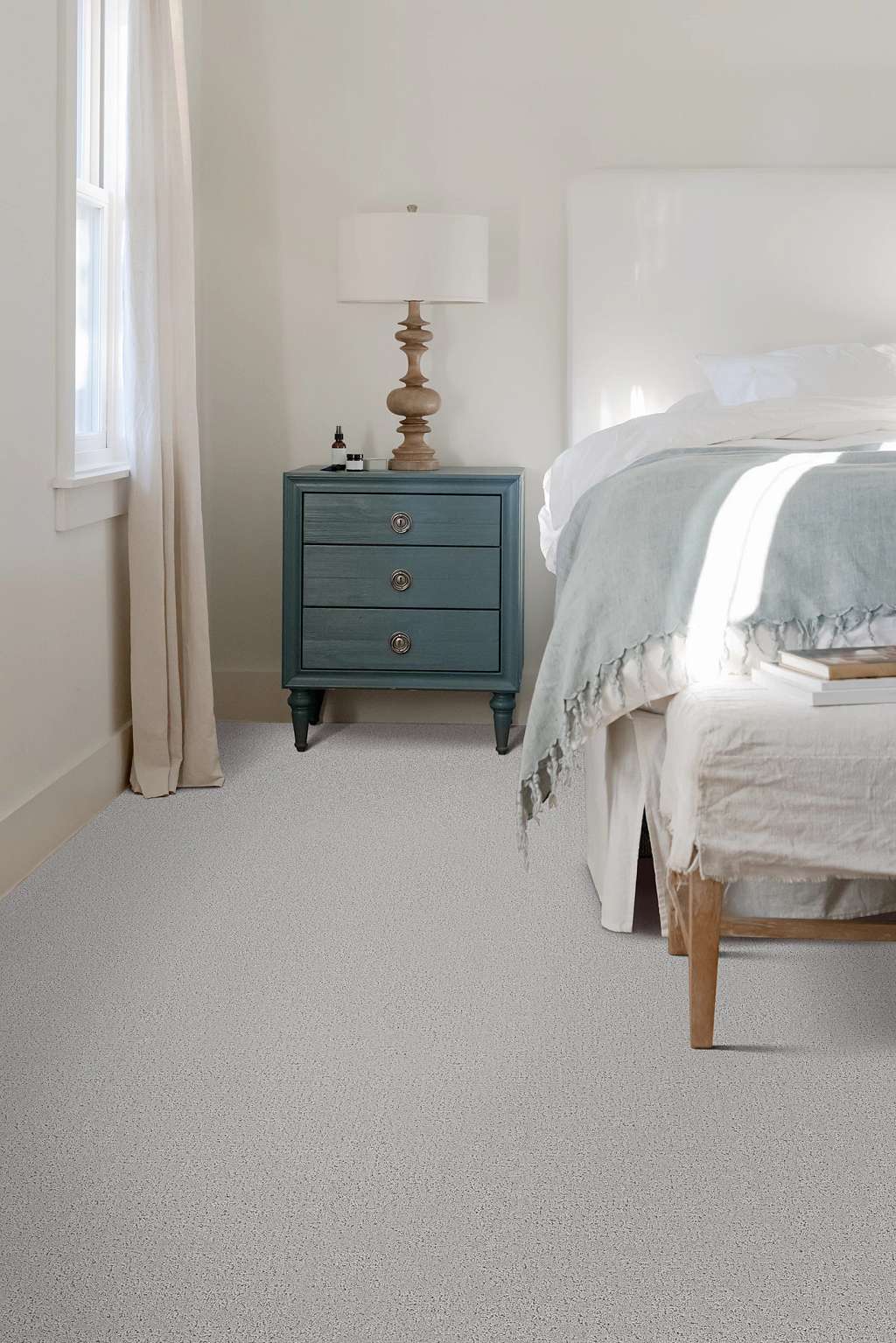 Gold Star Comfort Carpet - Foil Room Scene Image
