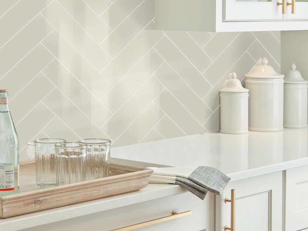 Lane Ave 4x16 Tile & Stone - Vanilla Room Scene Image