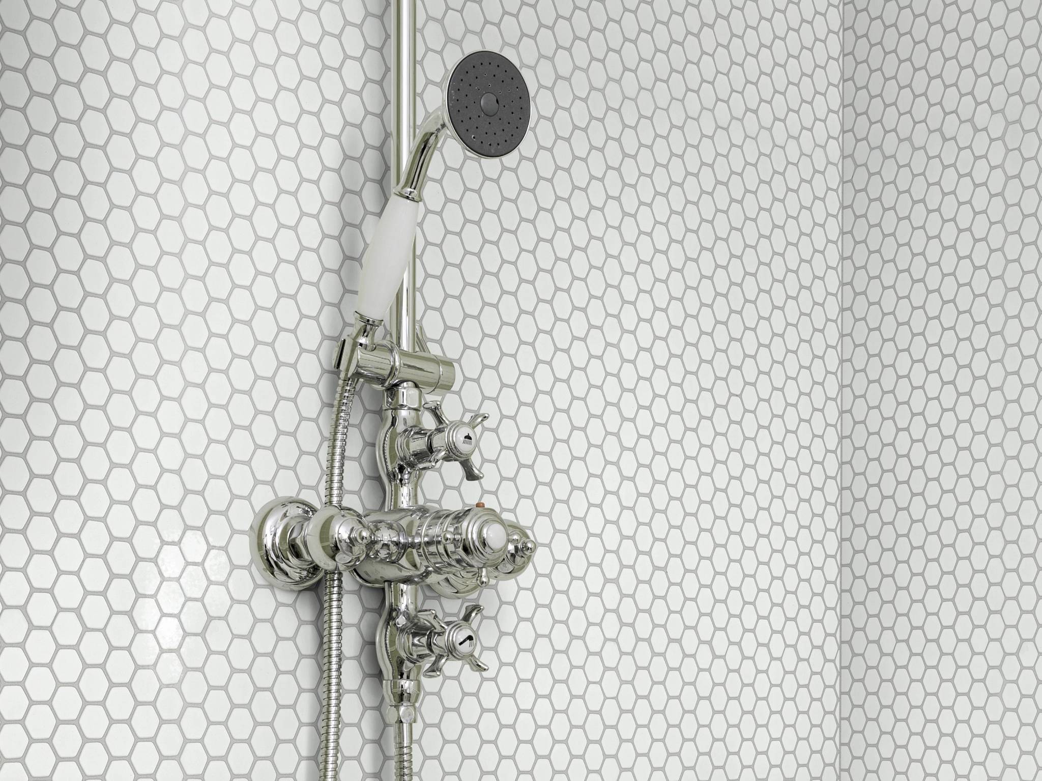 Style - Retro Hex,  Color - WHITE HEX - Room Scene