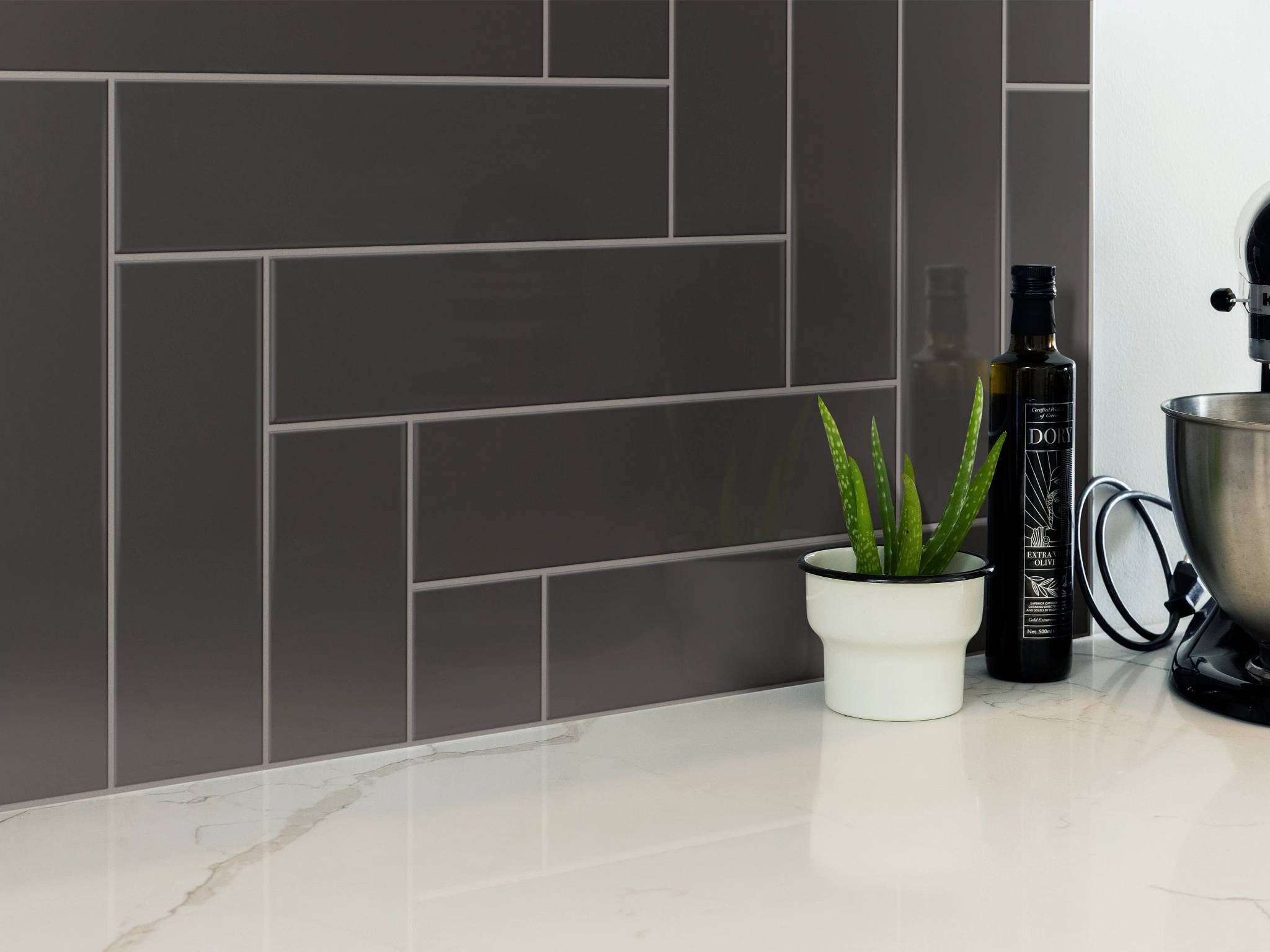 grandeur 4x16 gloss 413ts - carbon Tile and Stone: Wall and