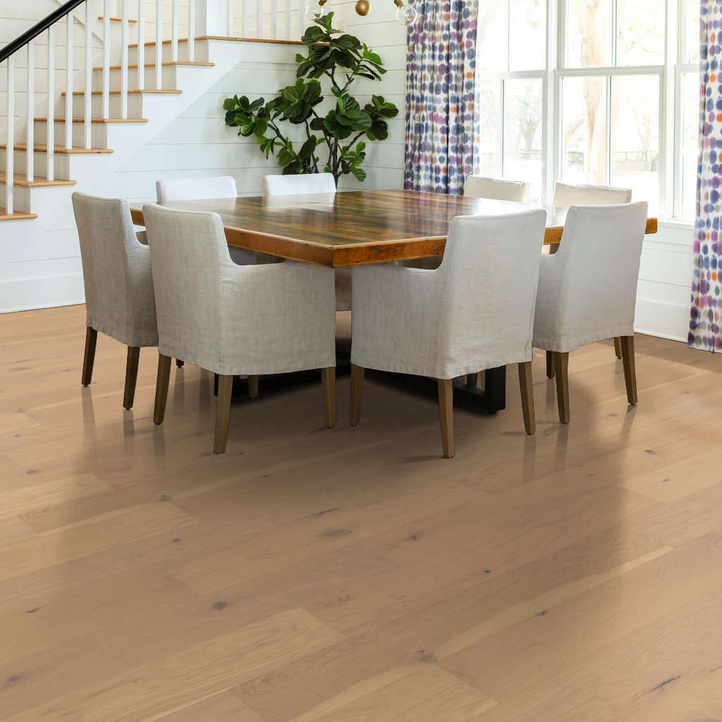Couture Oak Hardwood - Champagne Gallery Image 1