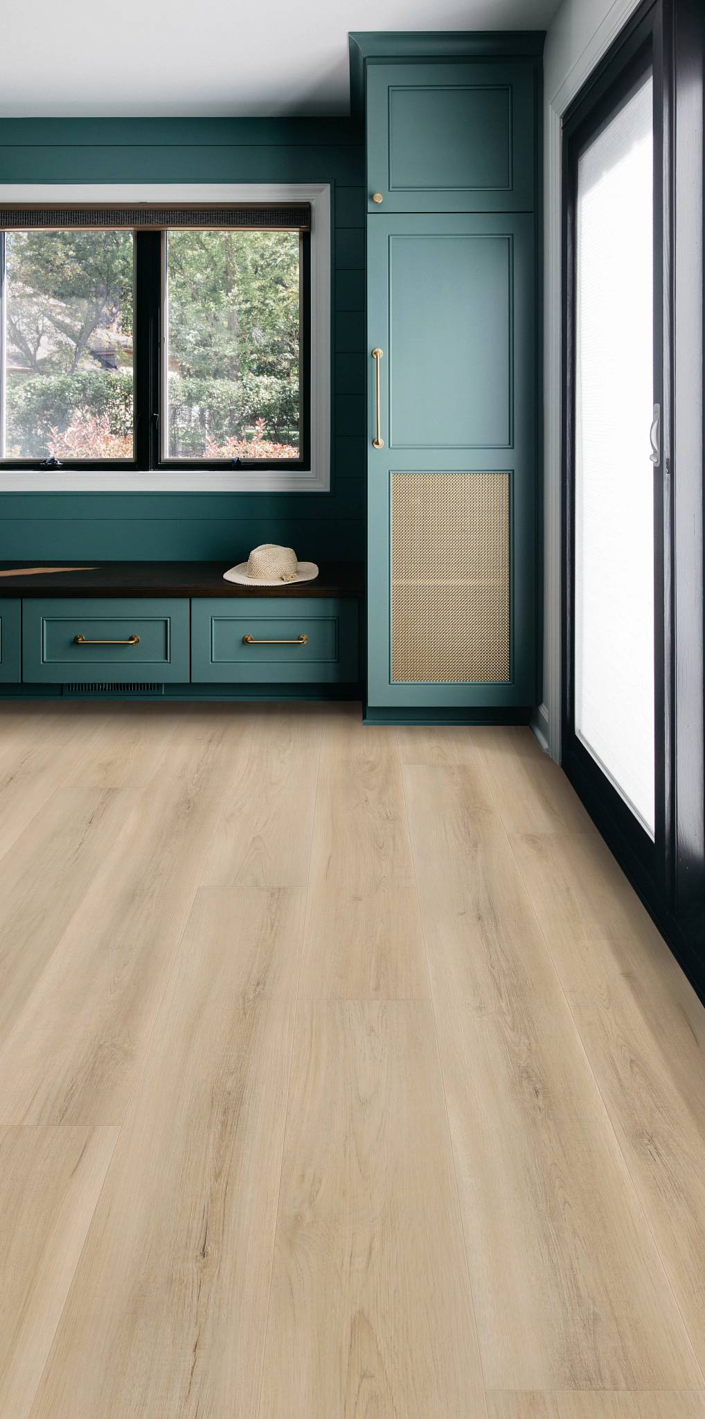 Style - Coretec Originals Enhanced 9x72 Cr501,  Color - IVORY LACE PECAN - Room Scene