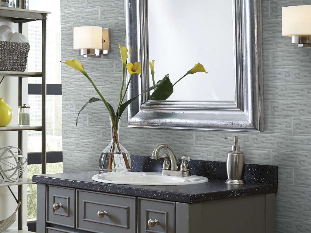 Geoscapes 4x16 Tile & Stone - Light Grey Room Scene Image