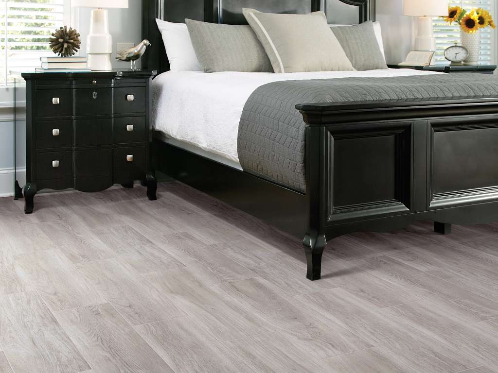 Valentino 8x32 Tile & Stone - Camera Room Scene Image