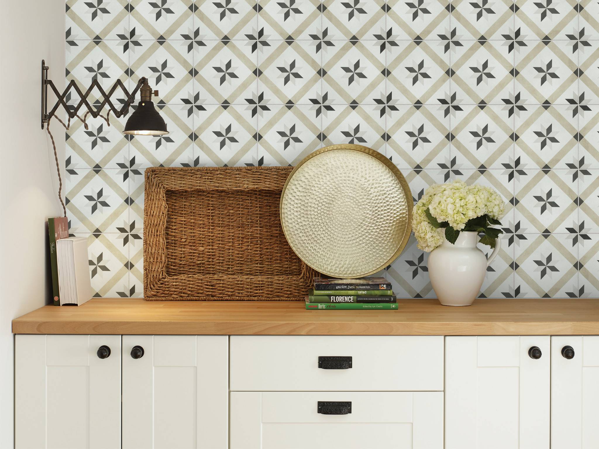 Style - Revival Maria,  Color - PEARL - Room Scene