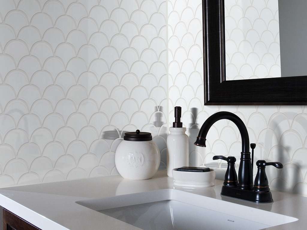 Geoscapes Fan Tile & Stone - White Room Scene Image