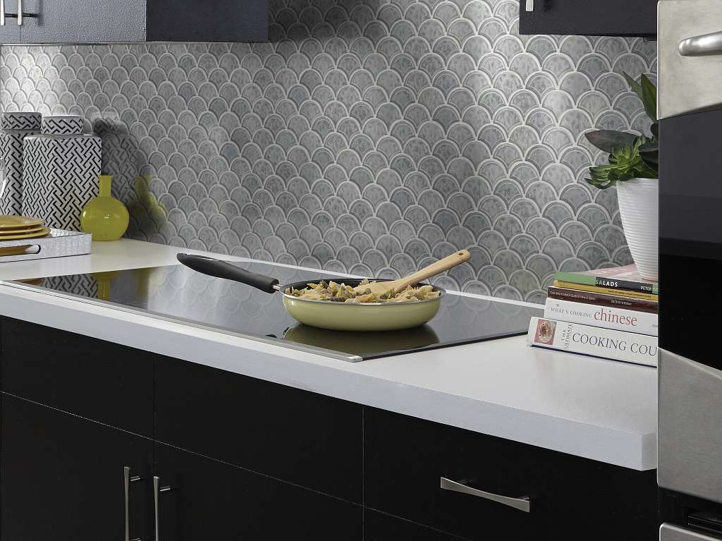 Geoscapes Fan Tile & Stone - Dark Gray Room Scene Image
