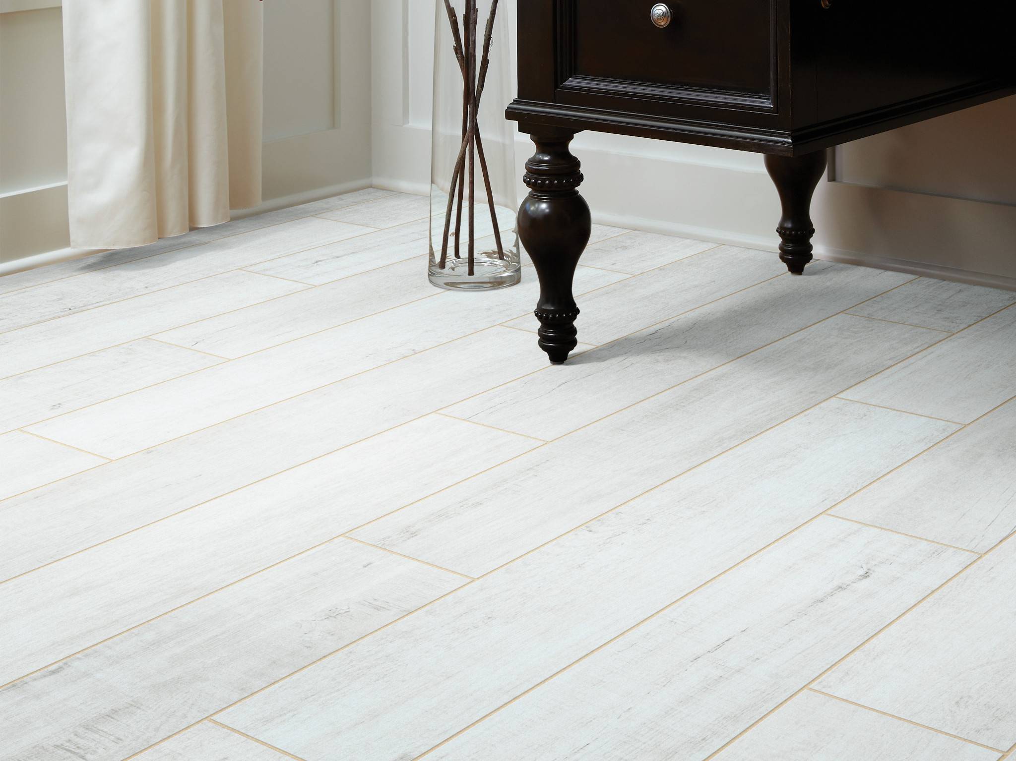 Style - Santa Fe 6x36,  Color - POWDER - Room Scene