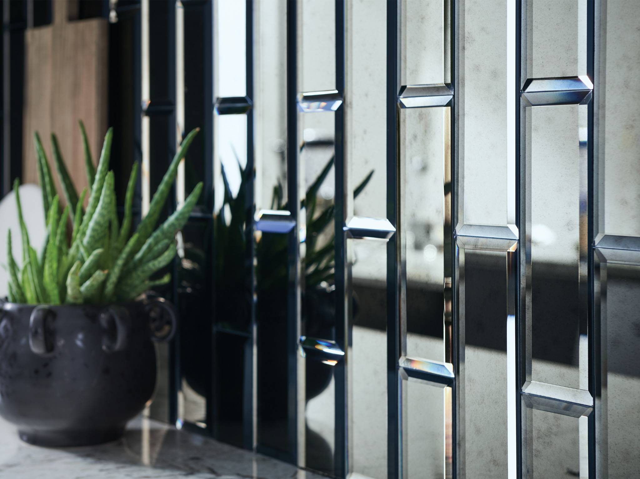 Style - Vulcan 3x9 Beveled Mirror Tile,  Color - ANTIQUE SILVER - Room Scene