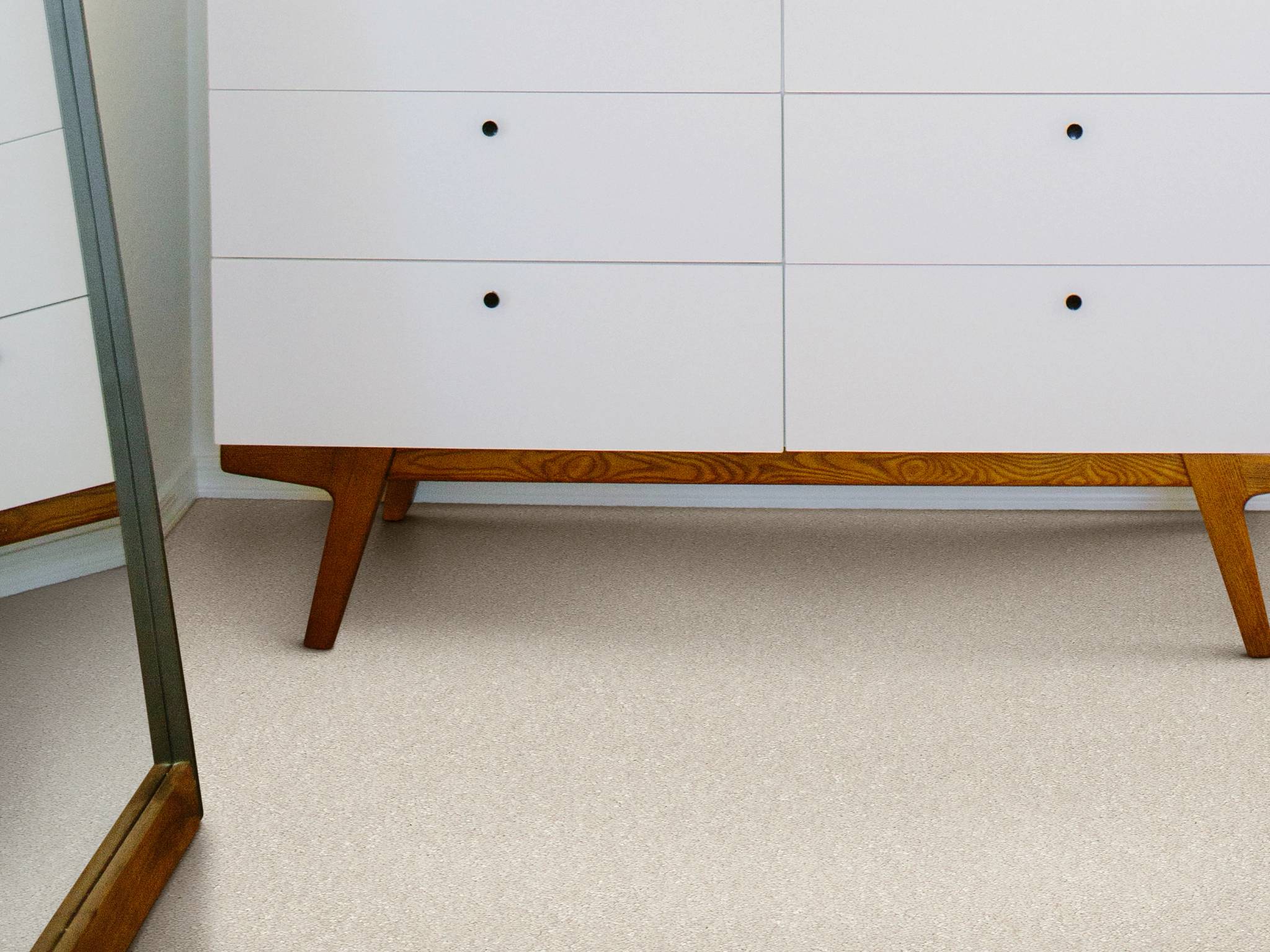 Style - Tons Of Fun II 15,  Color - SNOWFALL - Room Scene