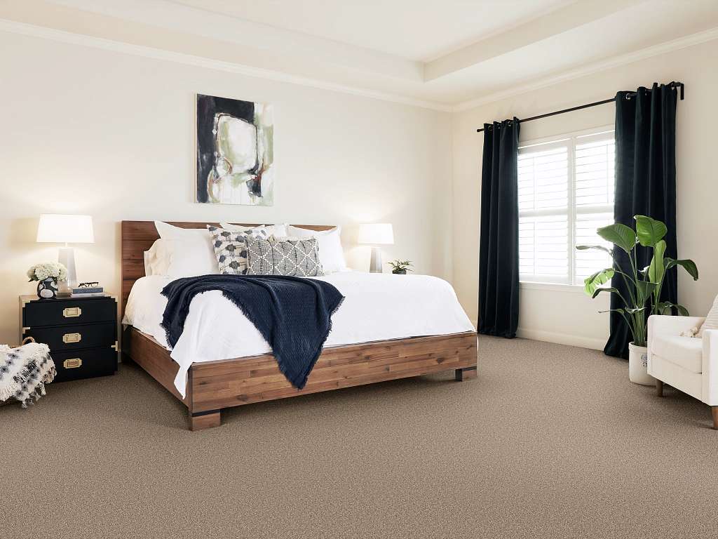 Altitude I Carpet - Seasons Gold Room Scene Image