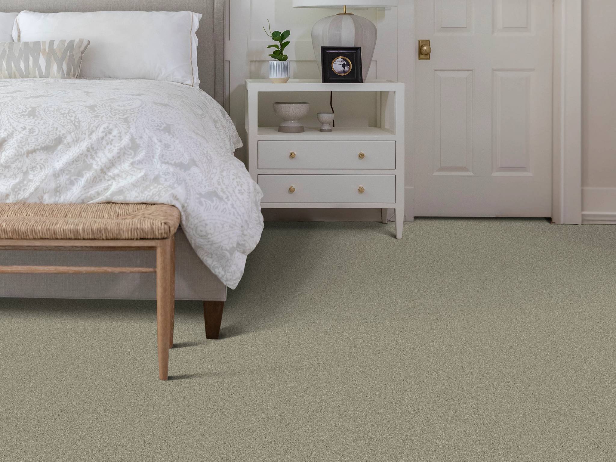 Style - Delicate Contact I,  Color - ORGANIC GROWN - Room Scene