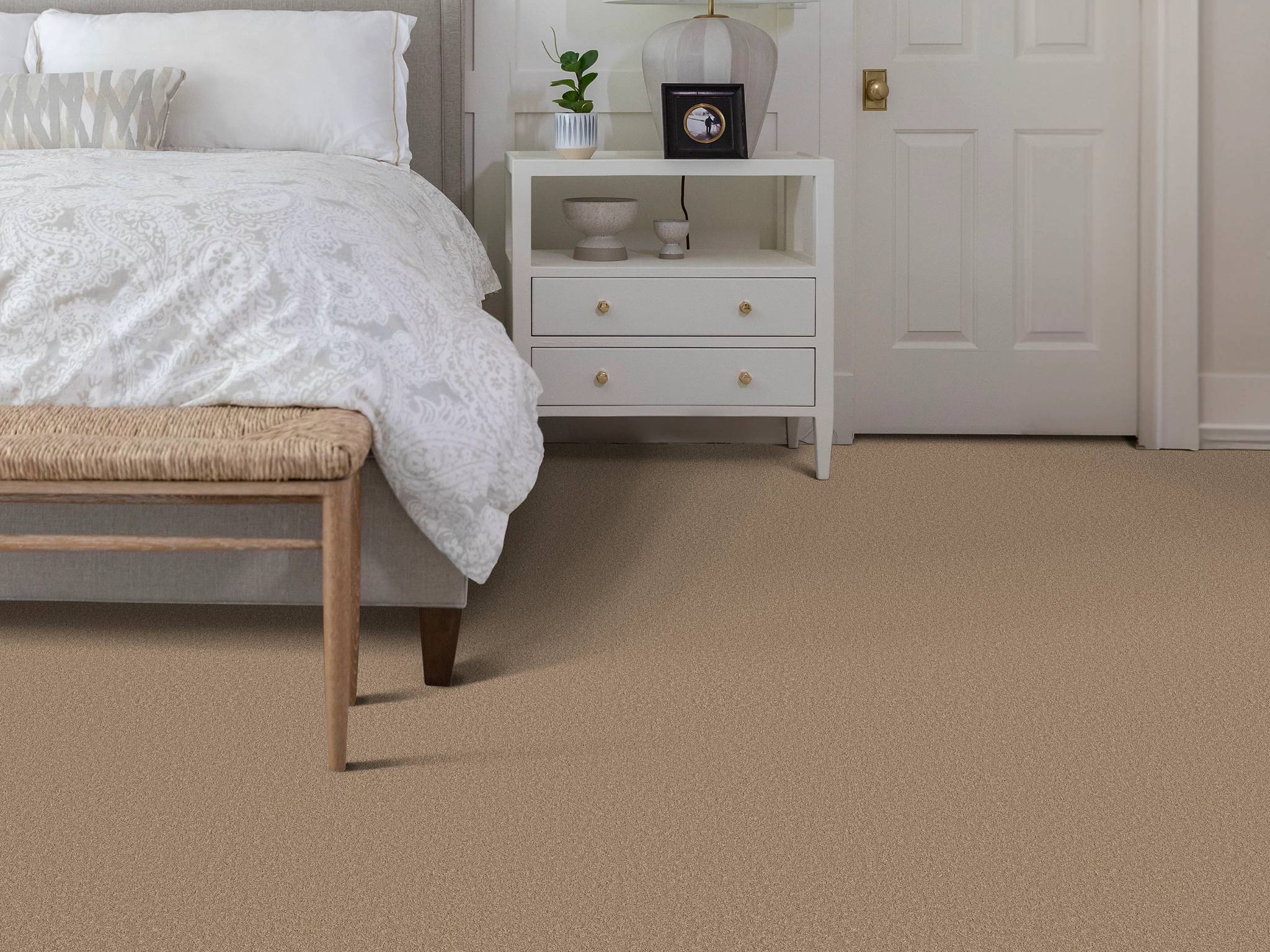 Style - Delicate Contact I,  Color - CANOE - Room Scene