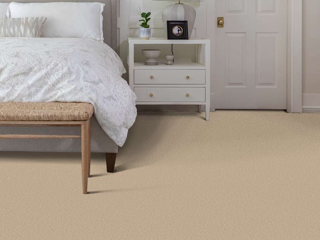 Delicate Contact II Carpet - Cashew Room Scene Image