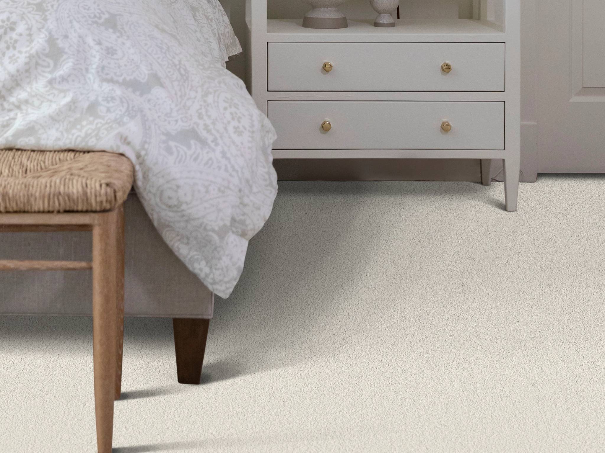 Style - Delicate Contact II,  Color - SNOWFALL - Room Scene