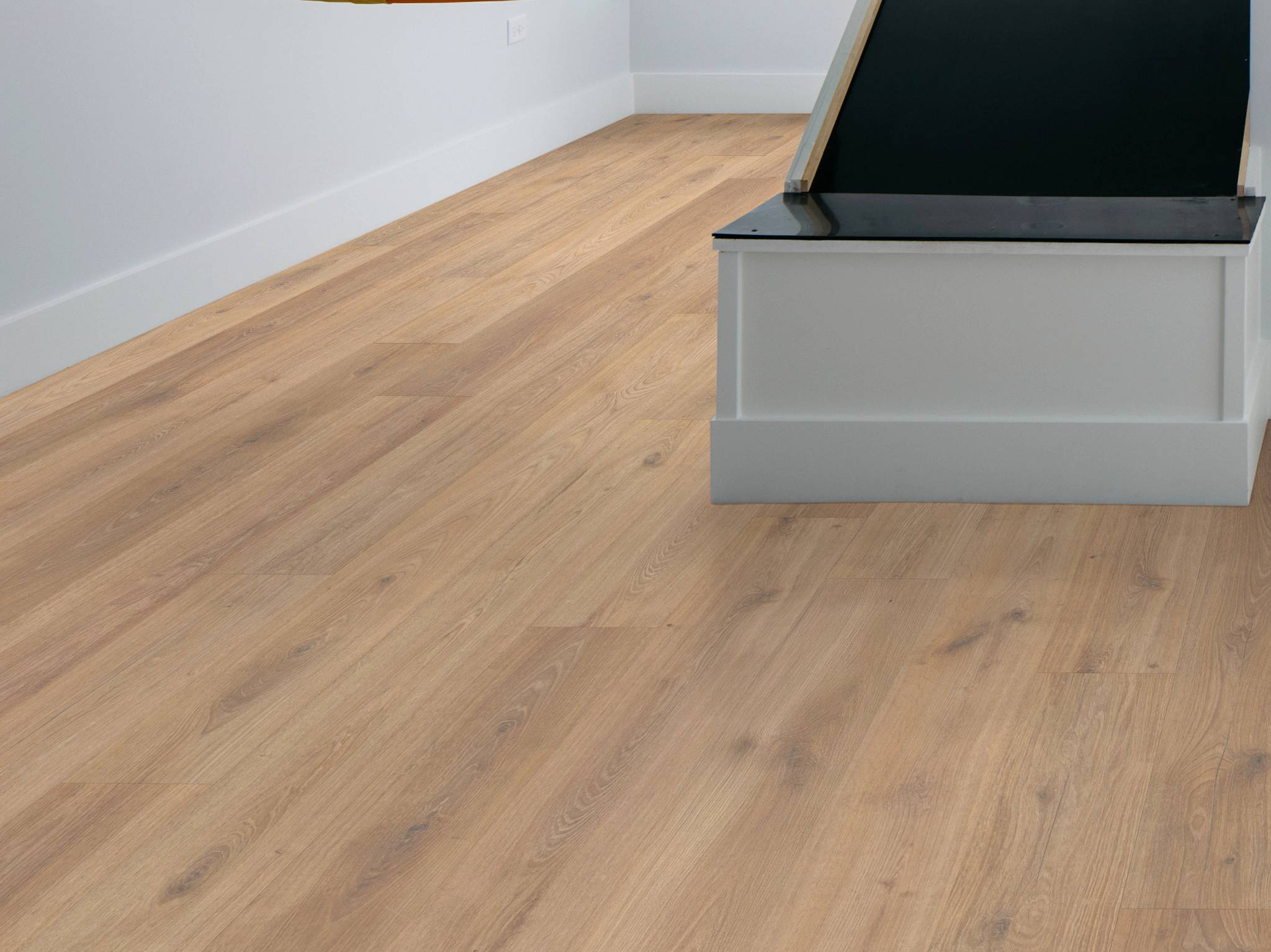 Style - Zenith,  Color - PITTSFIELD GREIGE - Room Scene