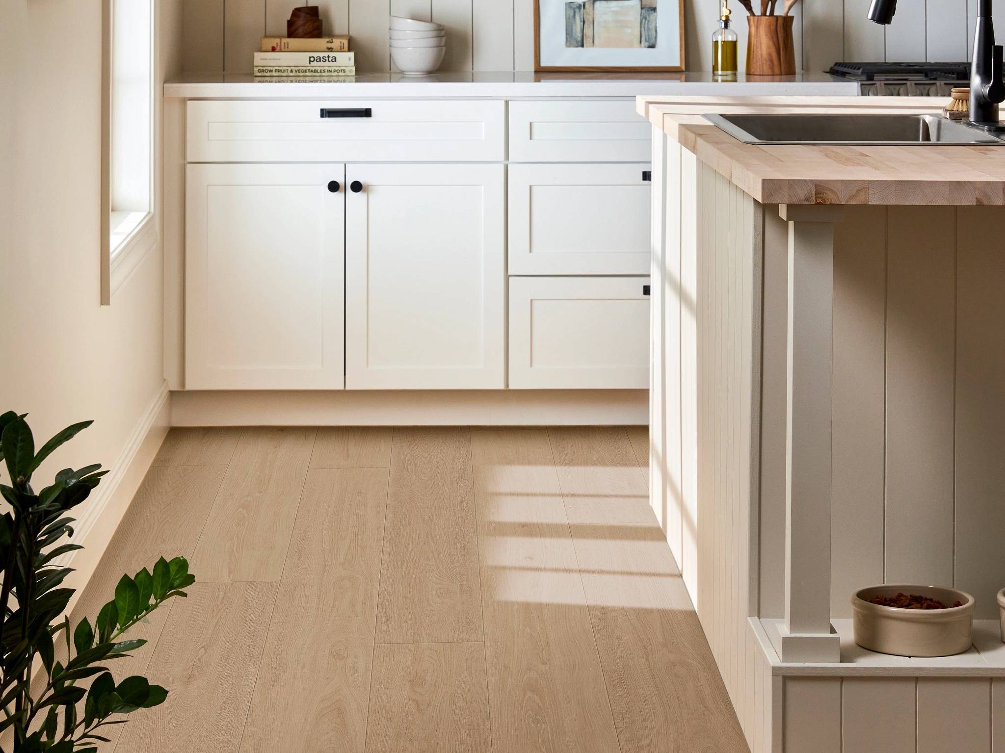 Style - Charter,  Color - FAWN GROVE - Room Scene