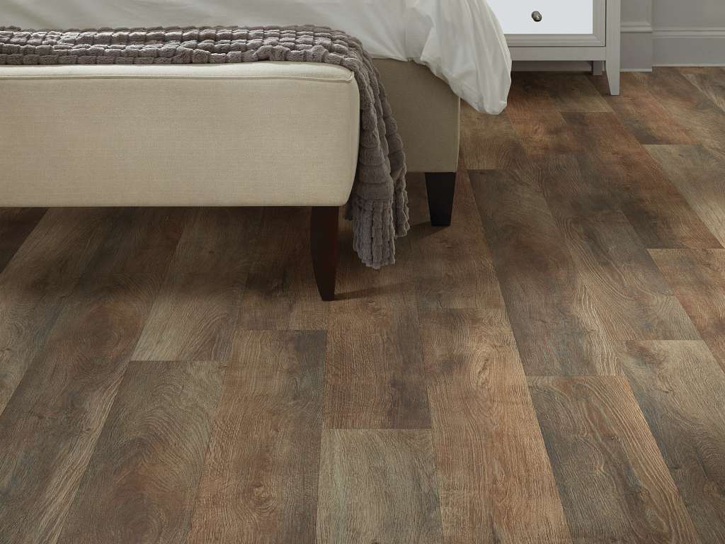 Forged Plus 20 Vinyl - Highlight Oak Room Scene Image