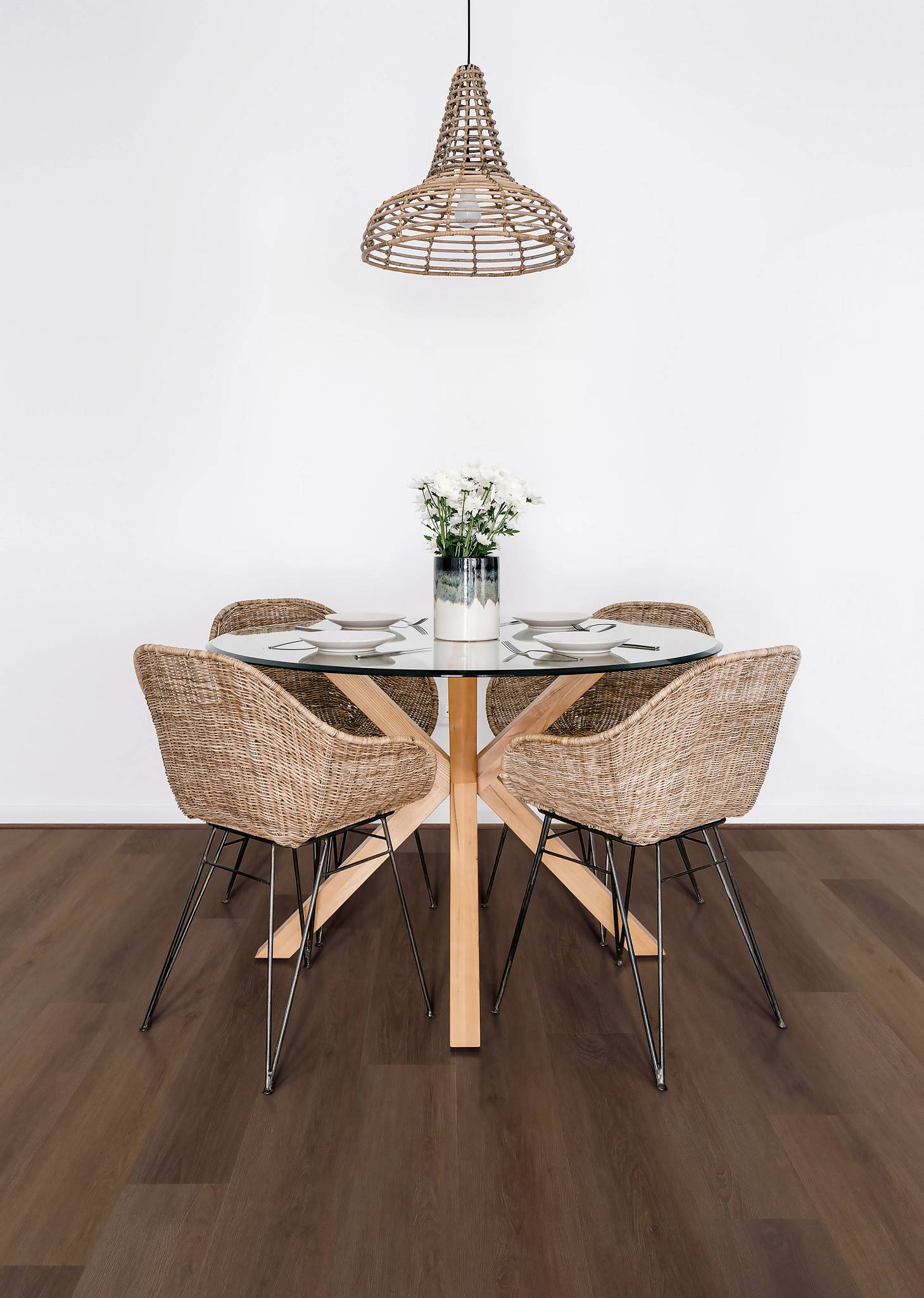 Style - Coretec Originals Classics Vv024,  Color - MULFORD OAK - Room Scene