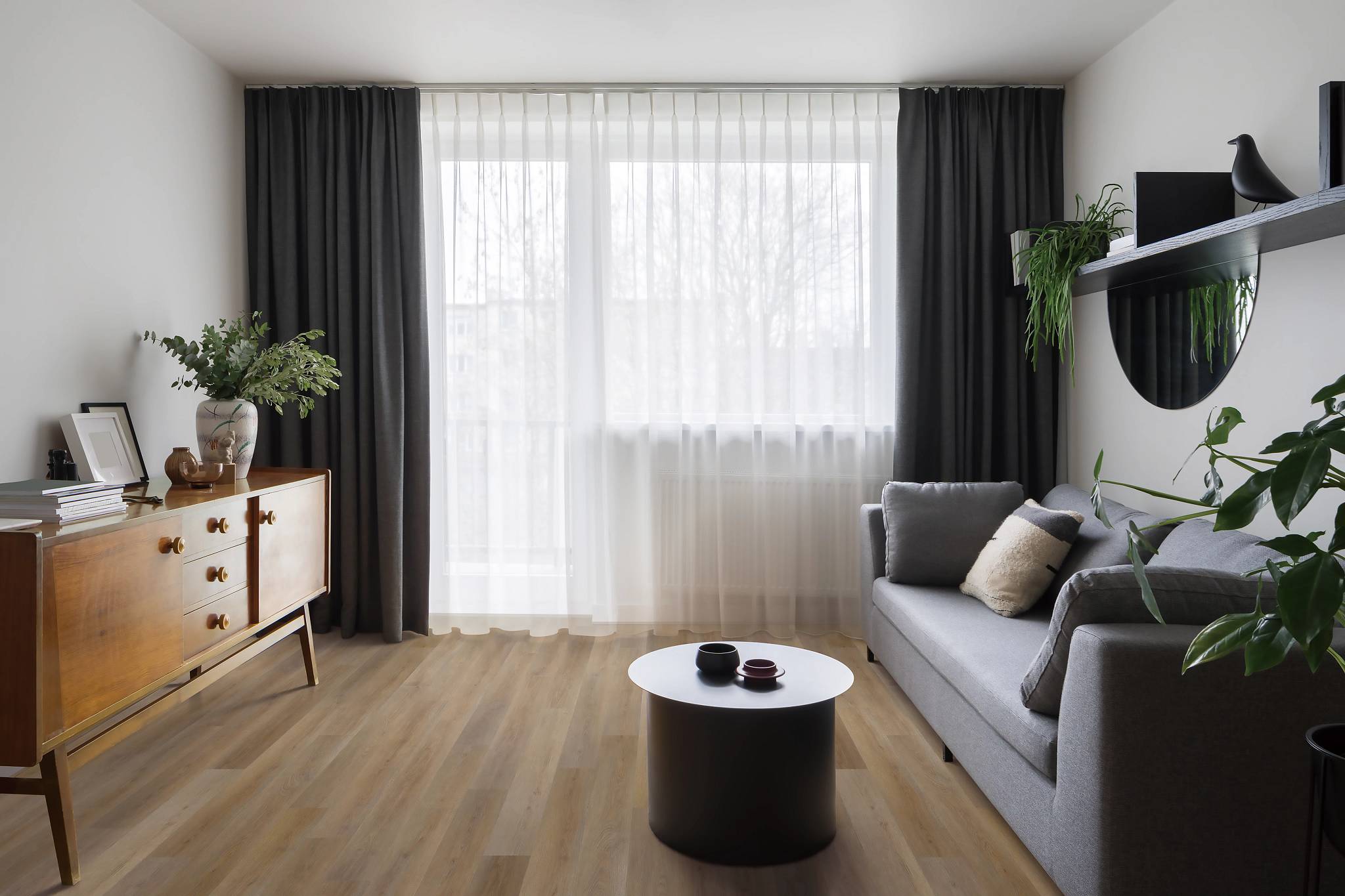 Style - Coretec Originals Classics Vv024,  Color - BRIXTON OAK - Room Scene