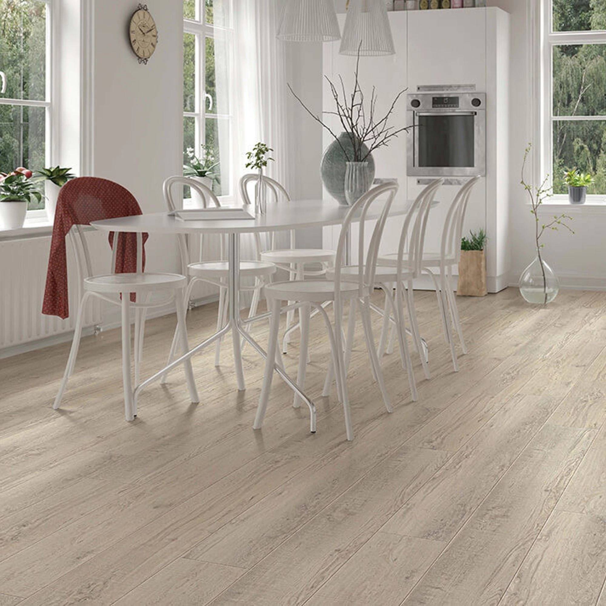 Style - Coretec Original Enhanced XL Vv035,  Color - HAYES OAK - Room Scene