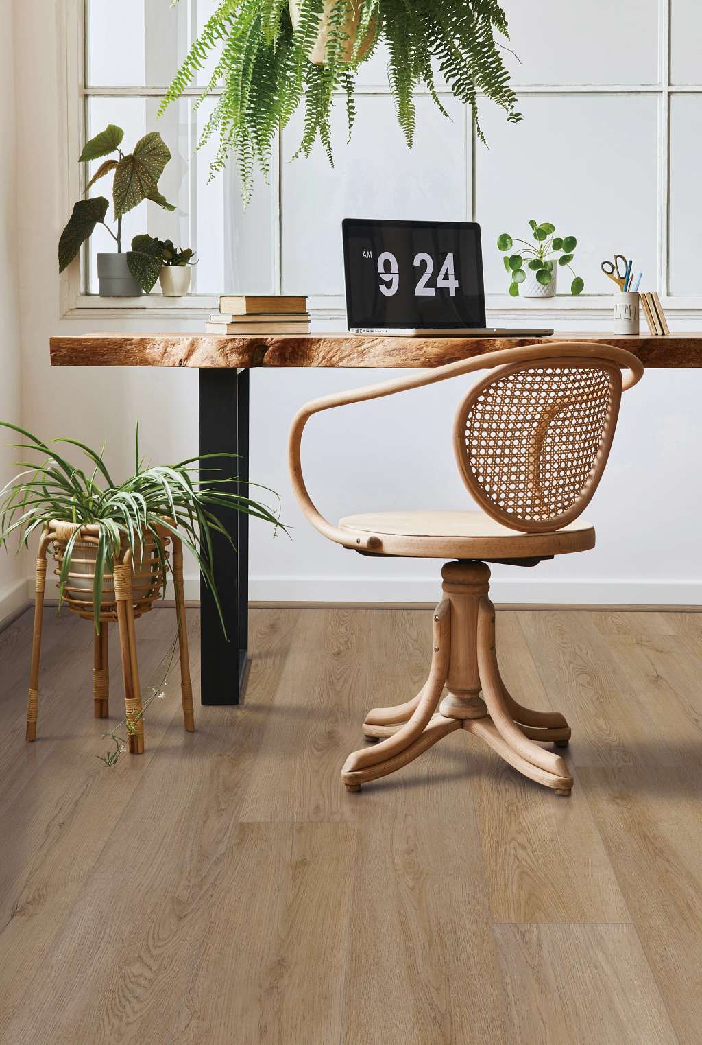 Coretec Originals Enhanced Vv855 Vinyl - Farington Oak Room Scene Image