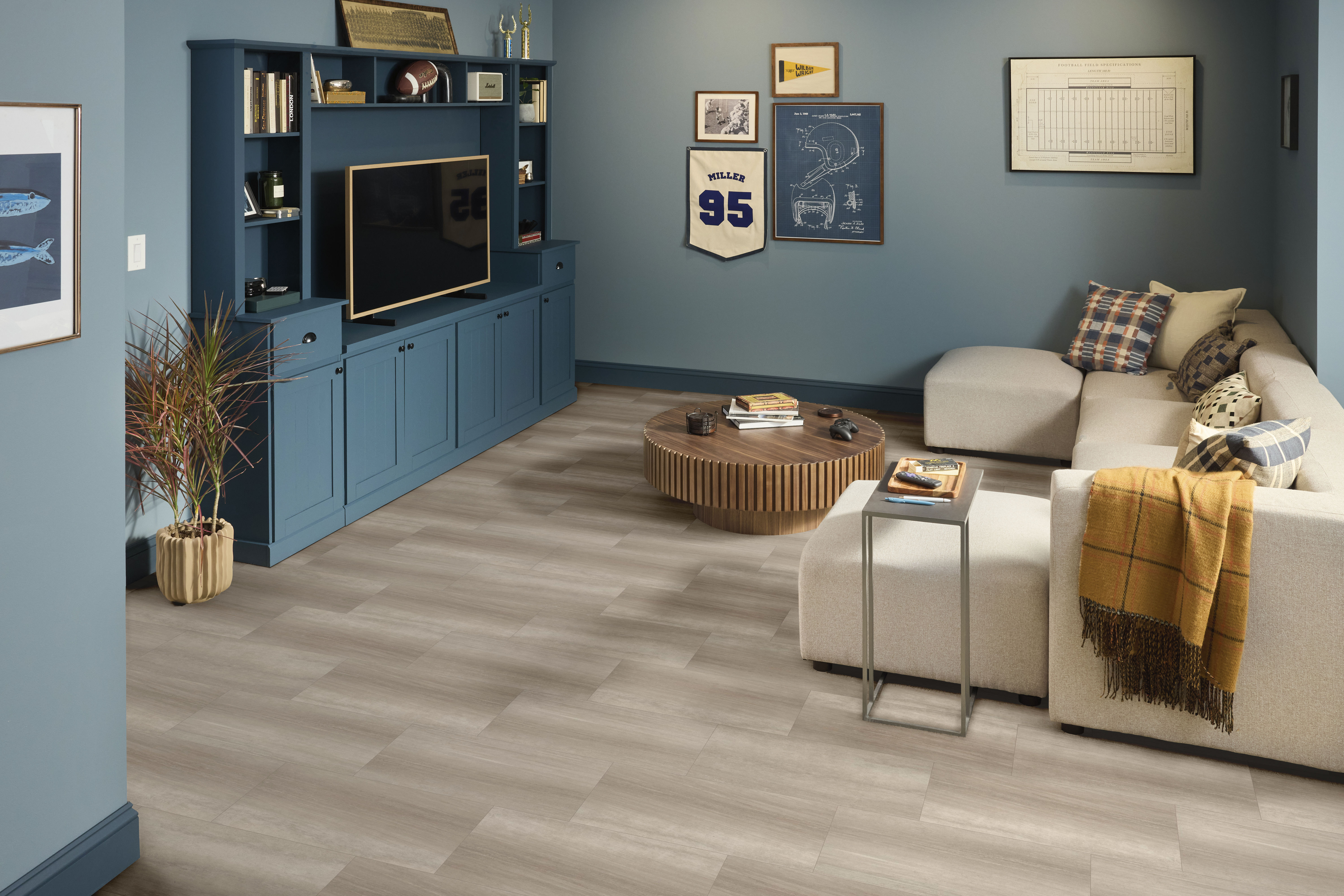 PARAGON TILE PLUS ASH ROOM