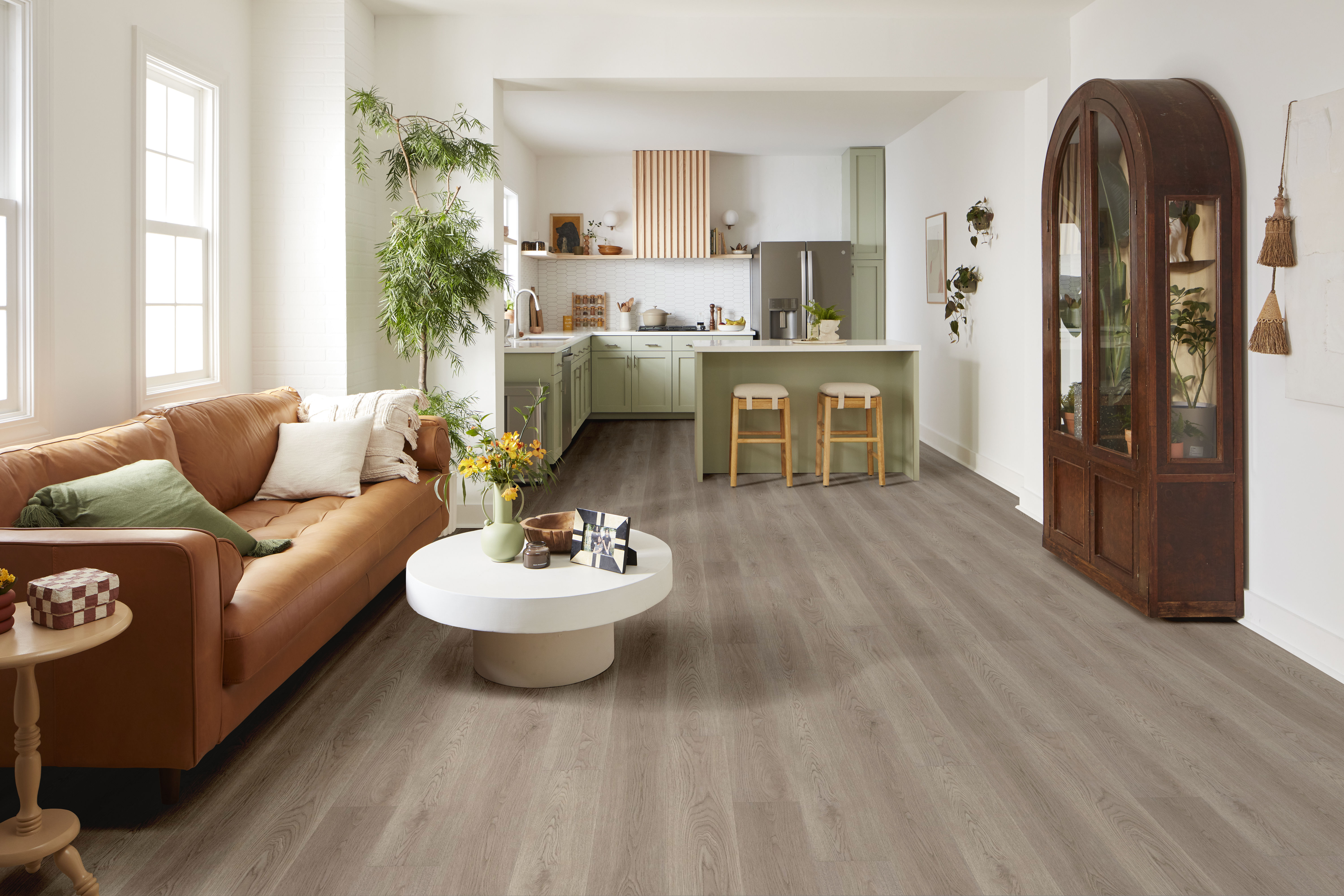 PANTHEON HD+ NATURAL BEVEL PAVESTONE ROOM