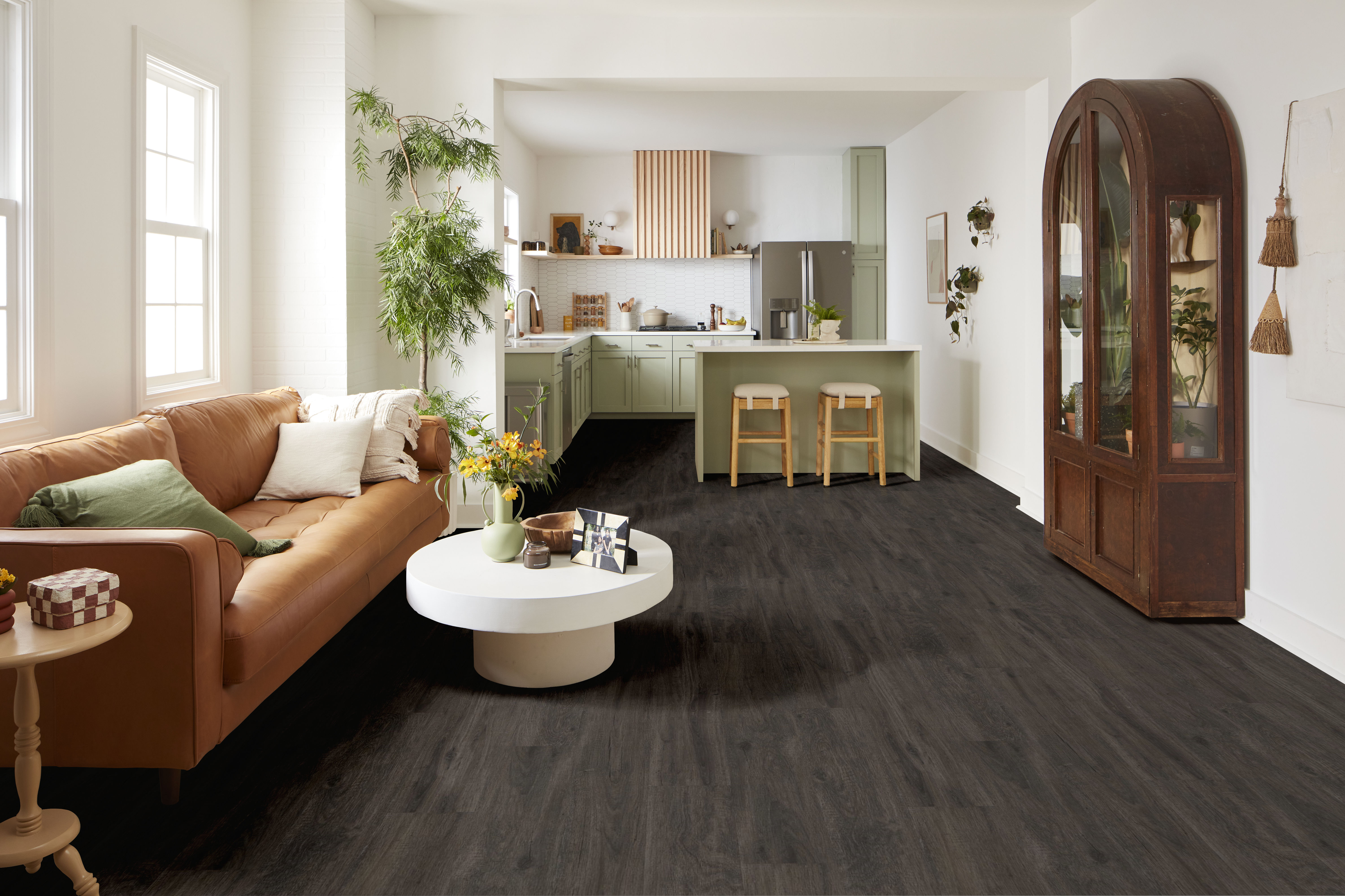 WOODSMITH EBONY ROOM