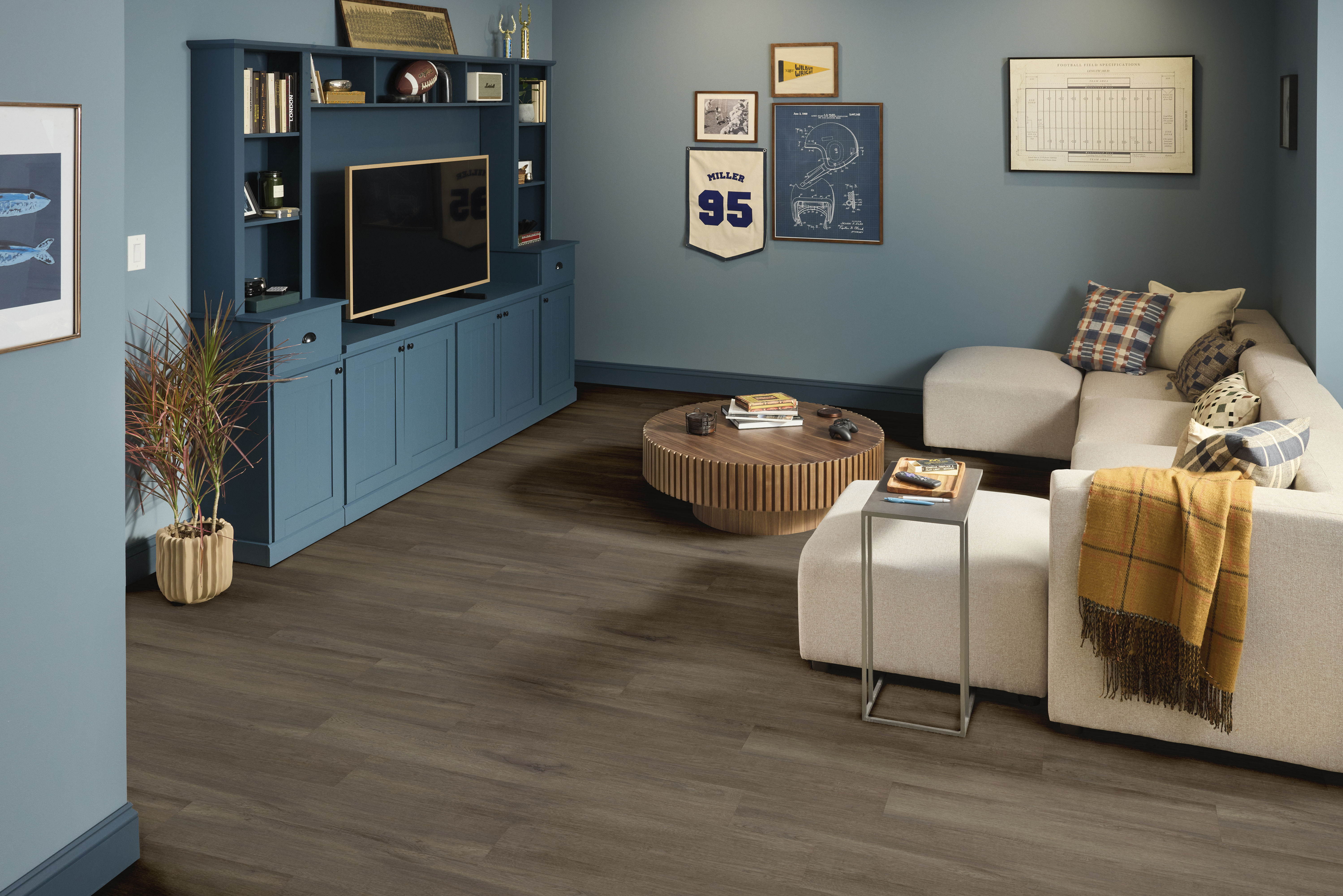 FLEETWOOD STEEL OAK ROOM