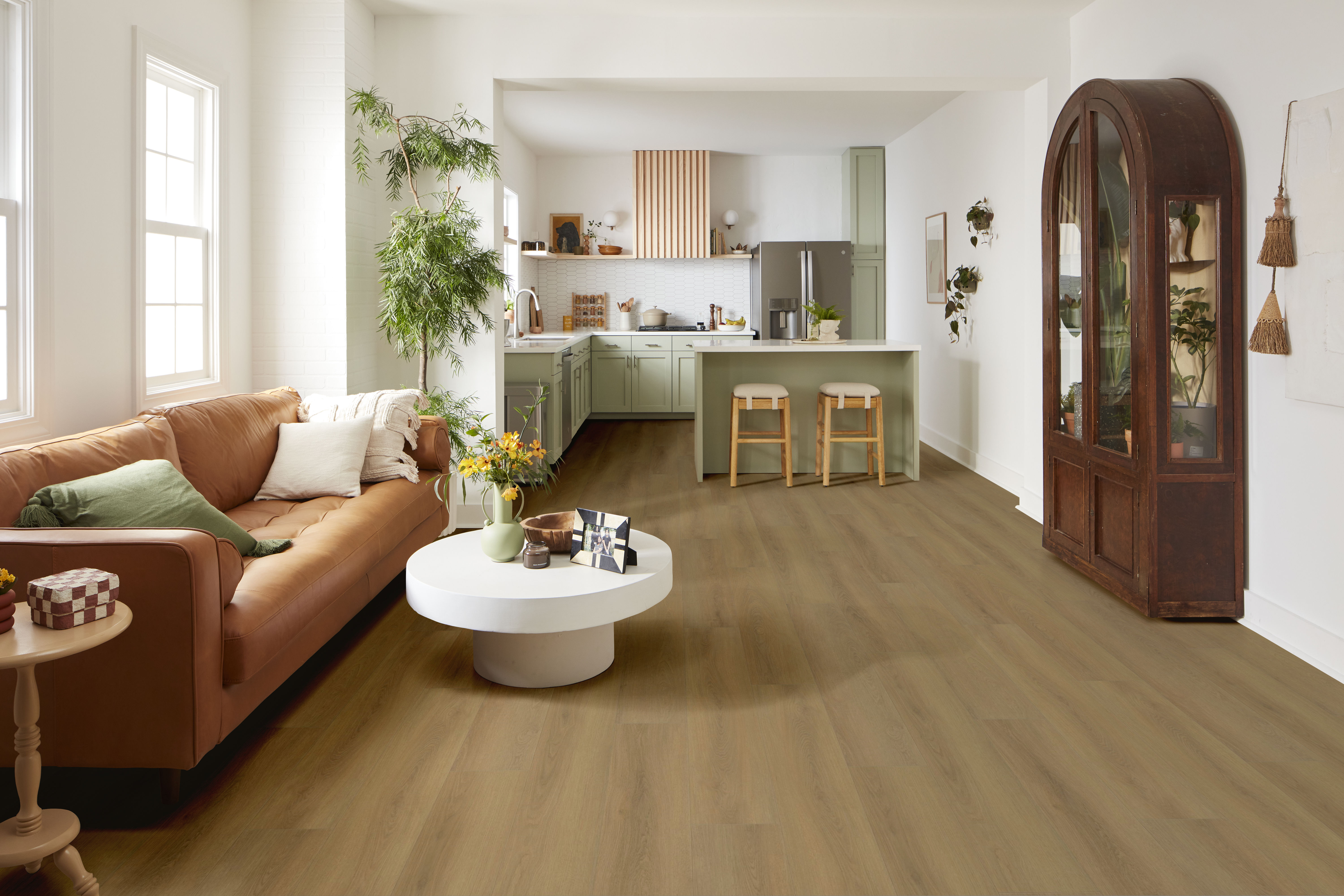 Dwell WARM HONEY ROOM
