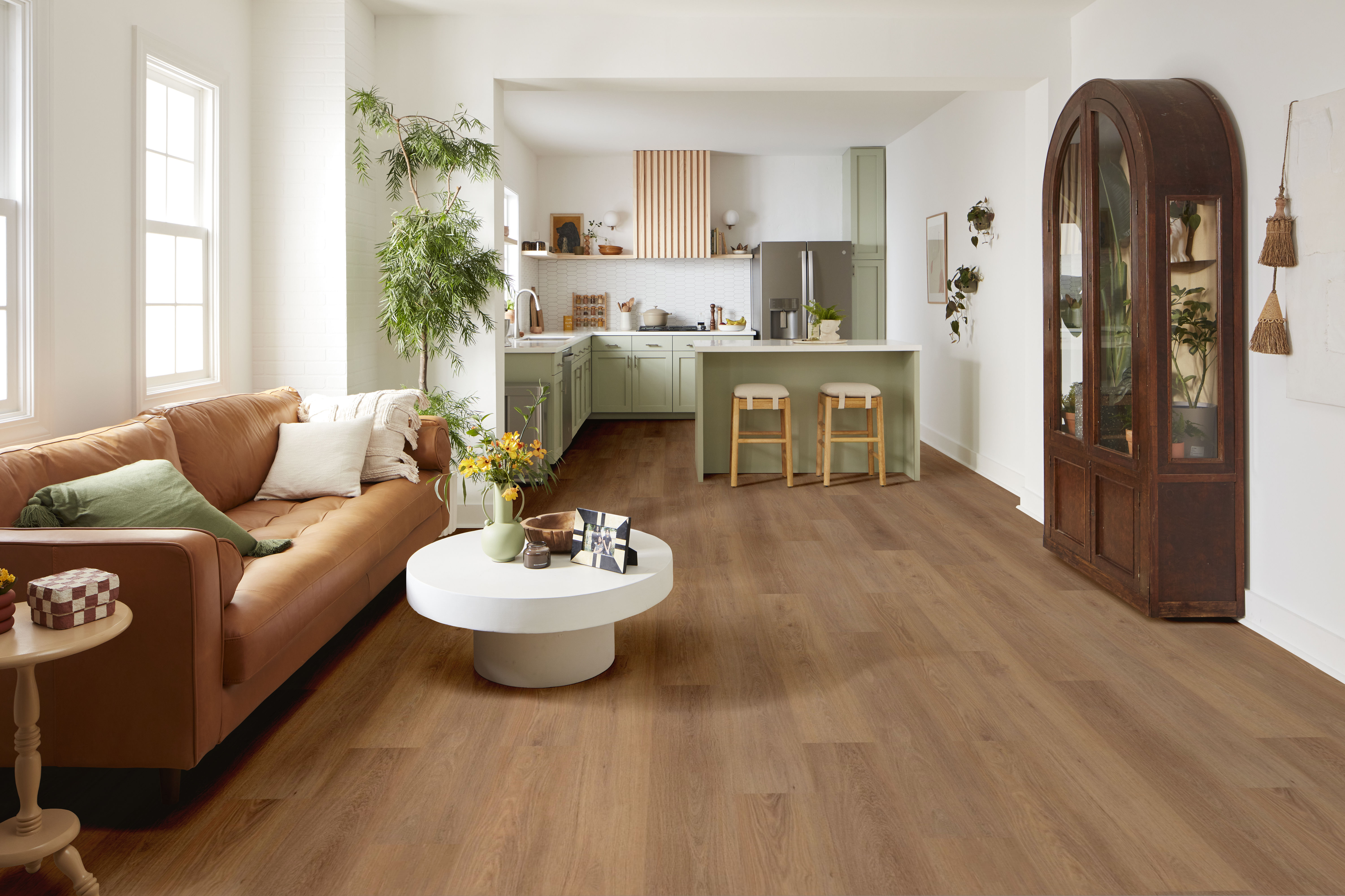 BRIARD RUSSET OAK ROOM