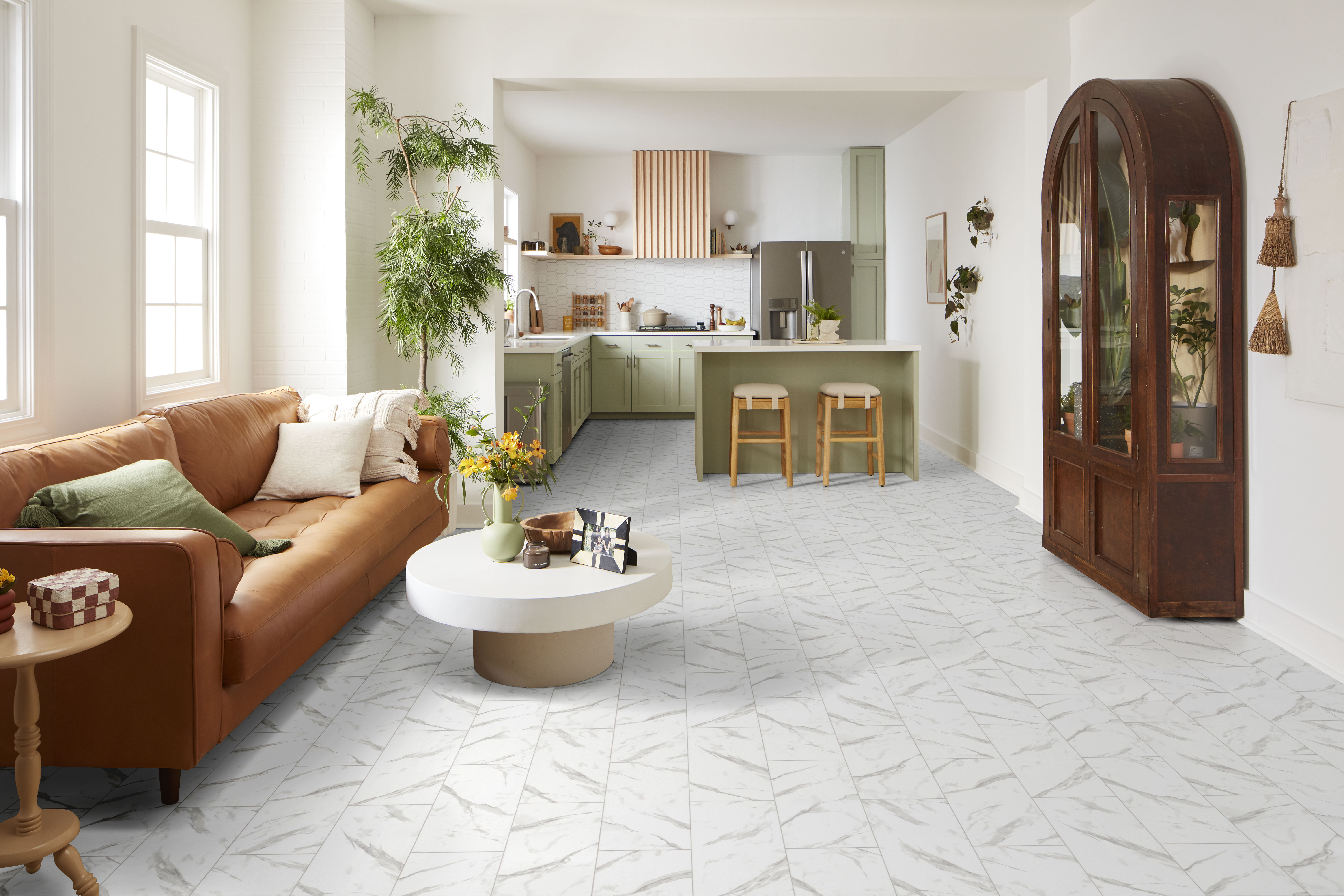 ASPECT CARRARA WHITE ROOM