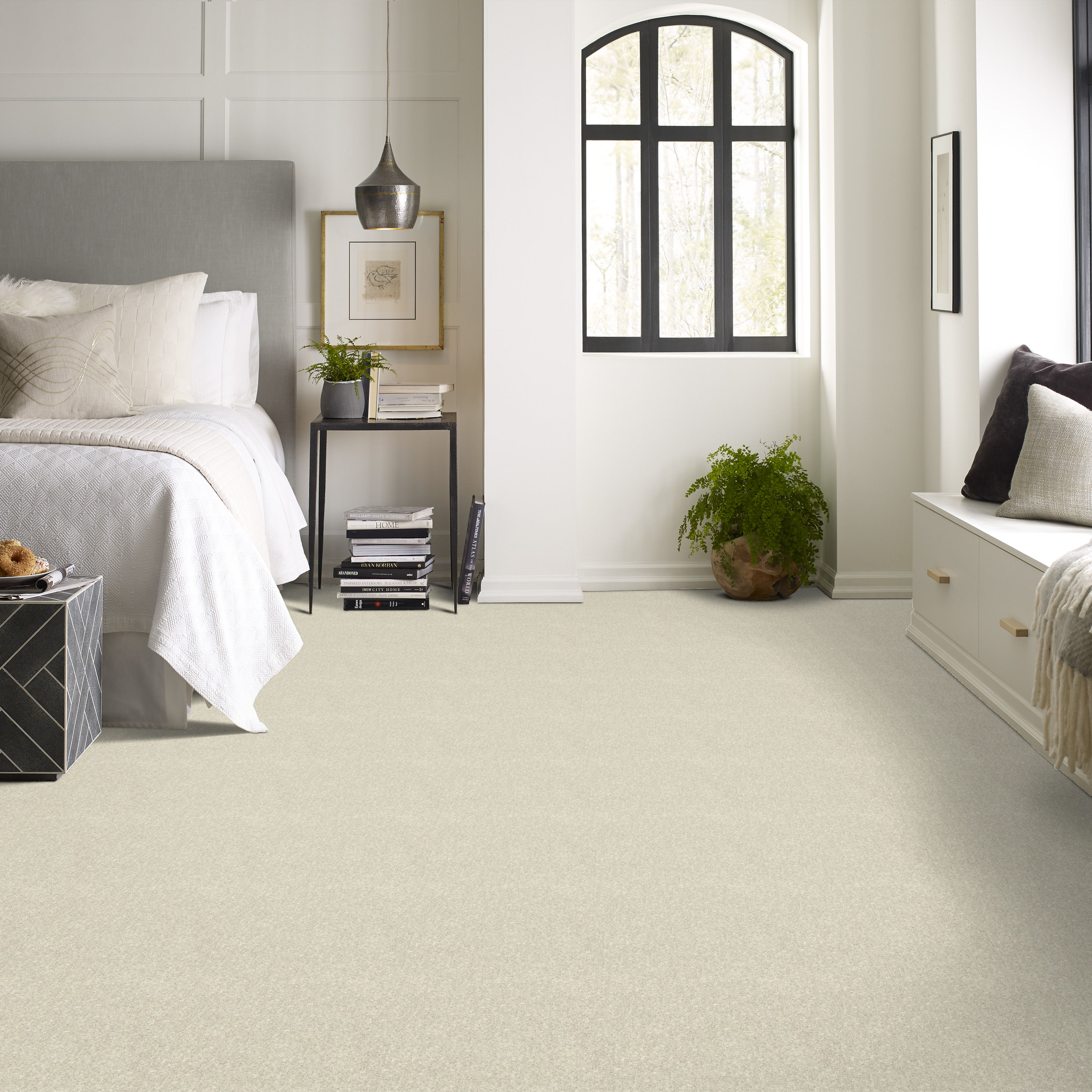 ESSAY II 15' CRISP LINEN ROOM