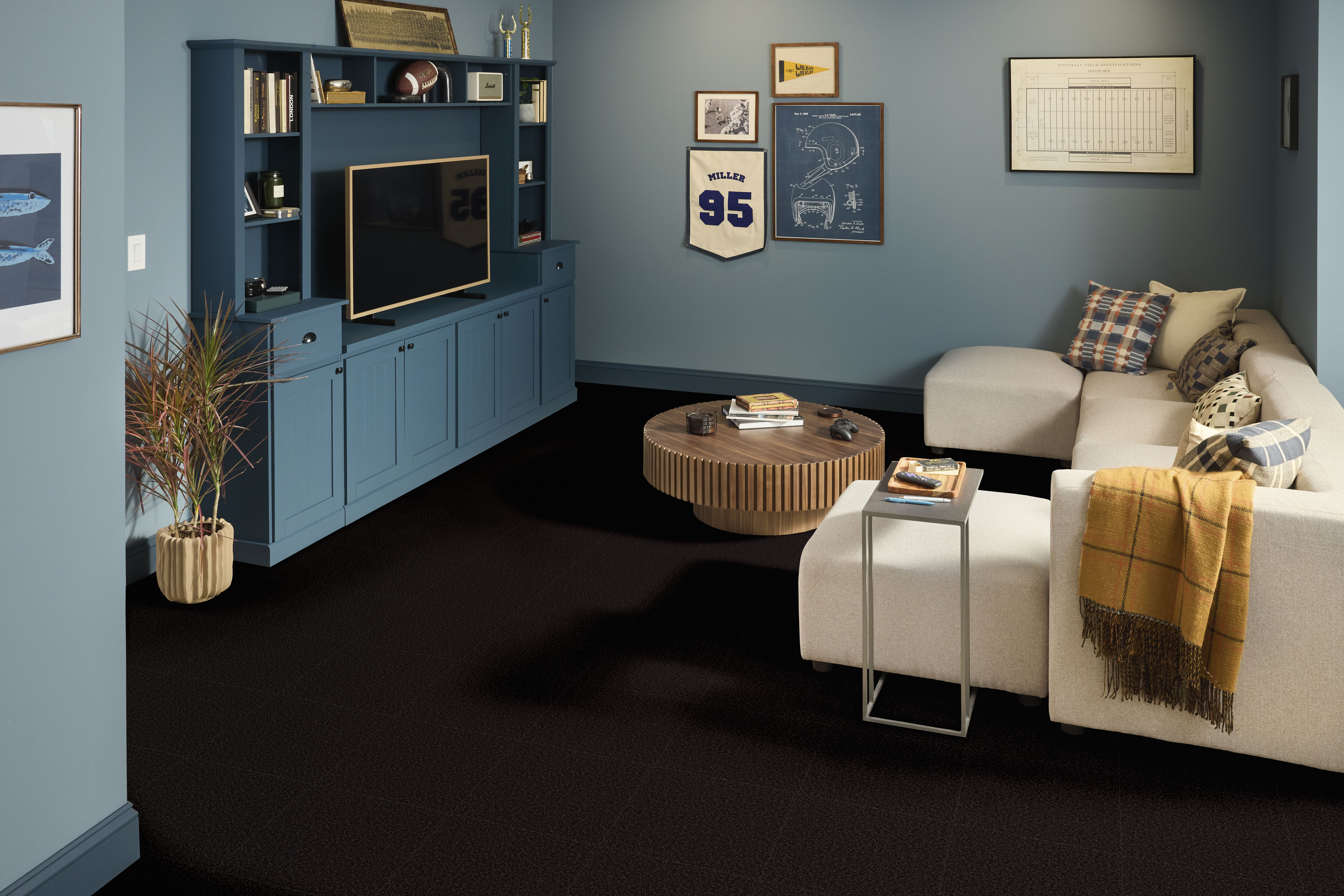 FIELDER'S CHOICE 15' ARMOUR ROOM