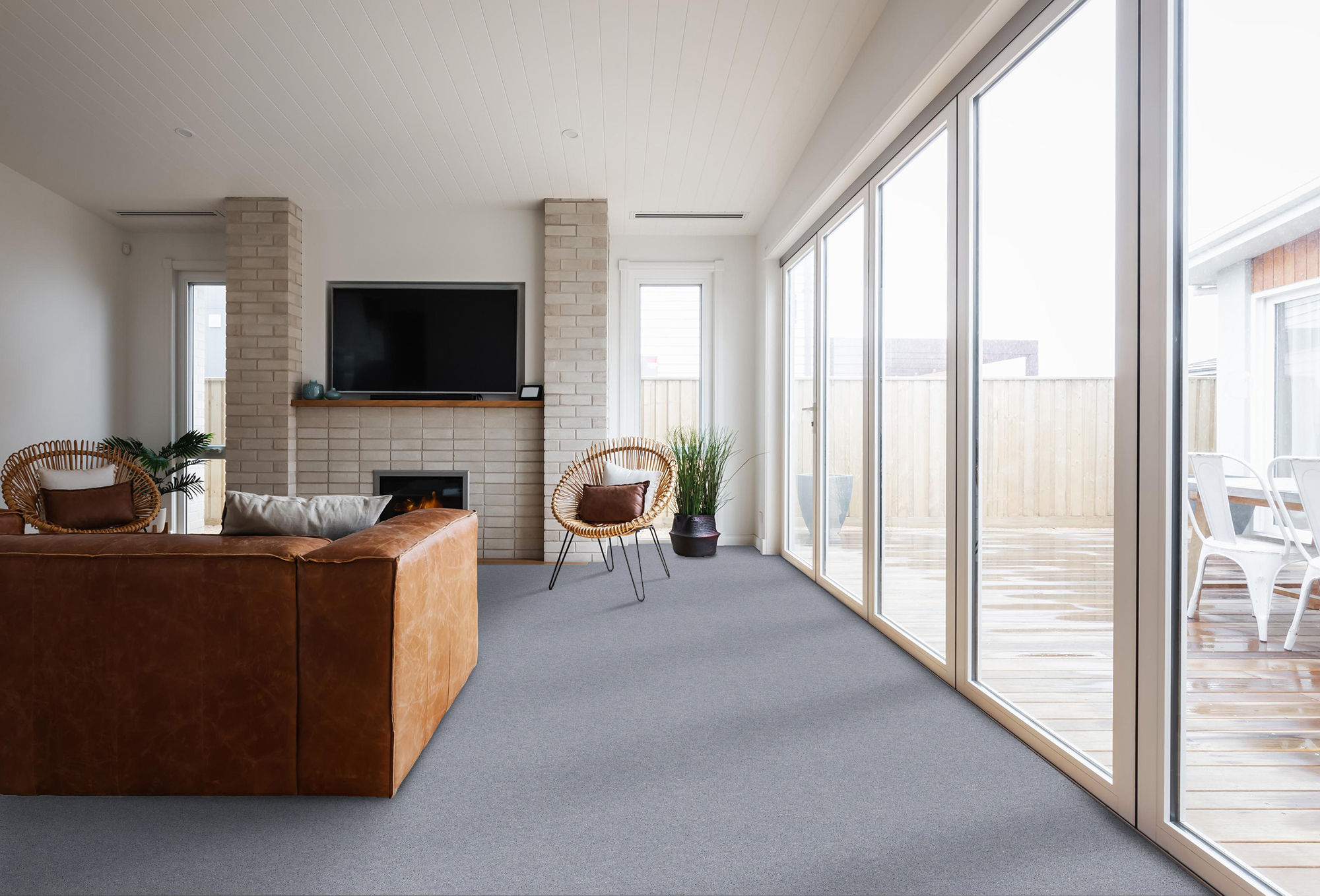 FIELDER'S CHOICE 15' DOLPHIN ROOM