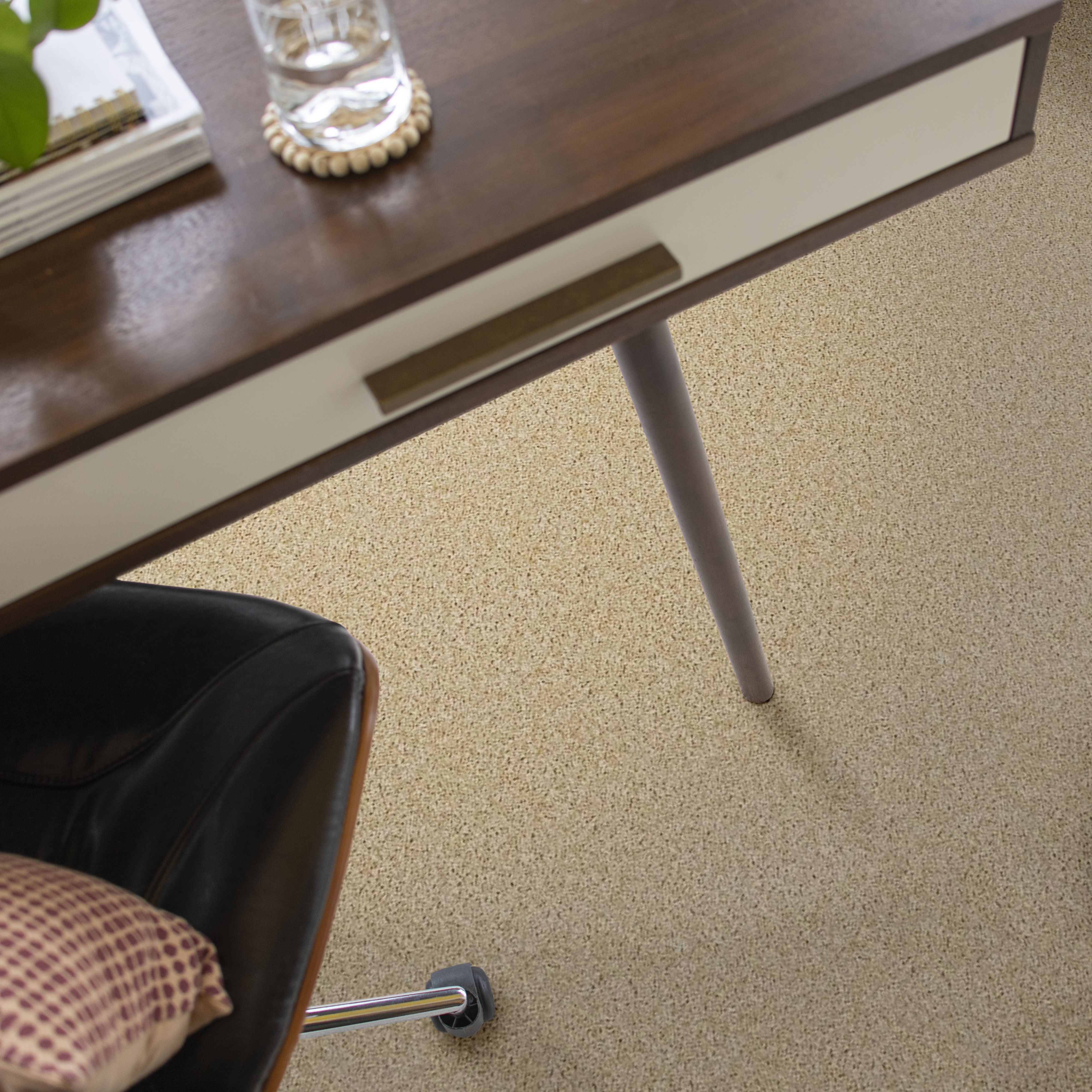 VIBRANT LIFE 12 (S) ETCHING ROOM