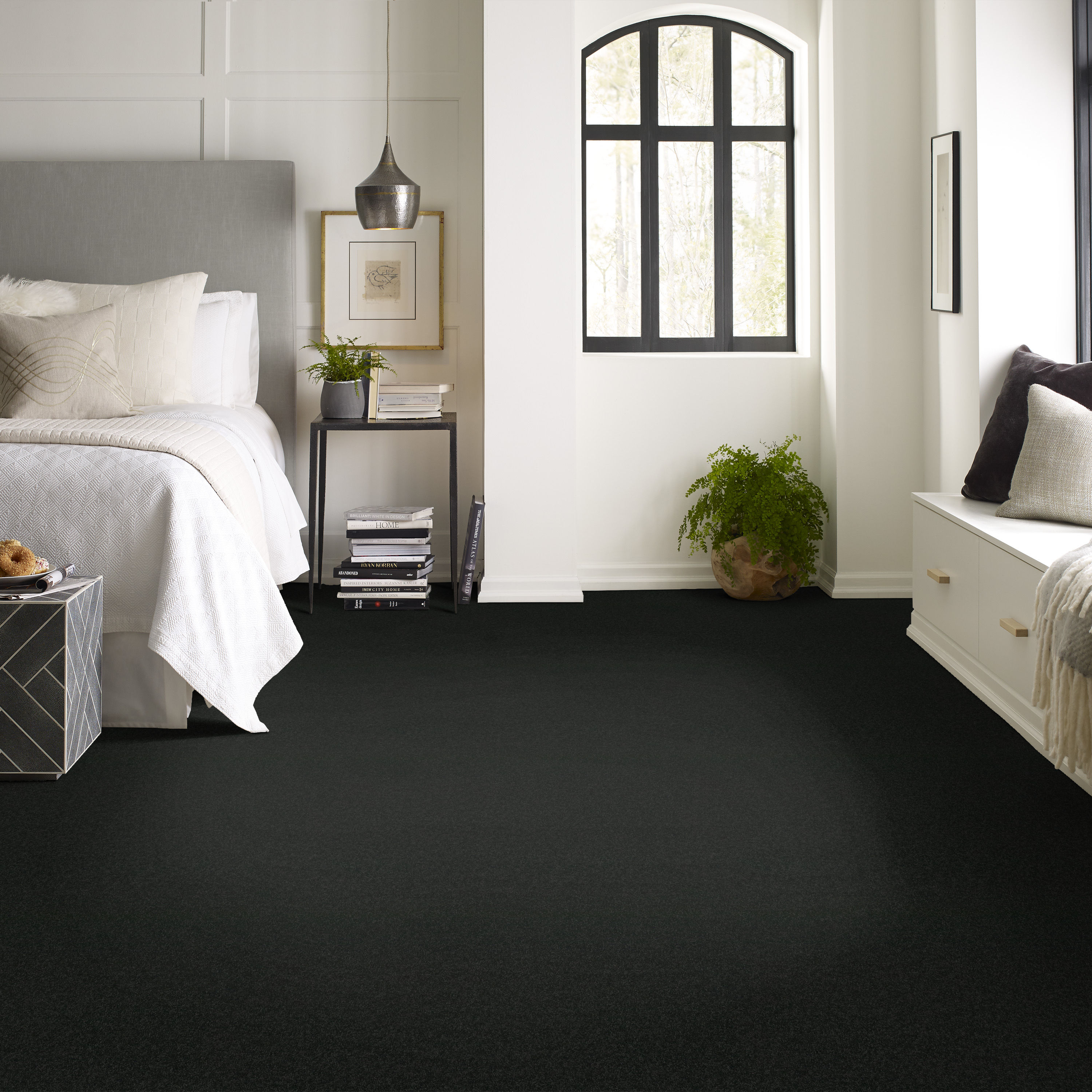 LACONA 12' COAL BLACK ROOM