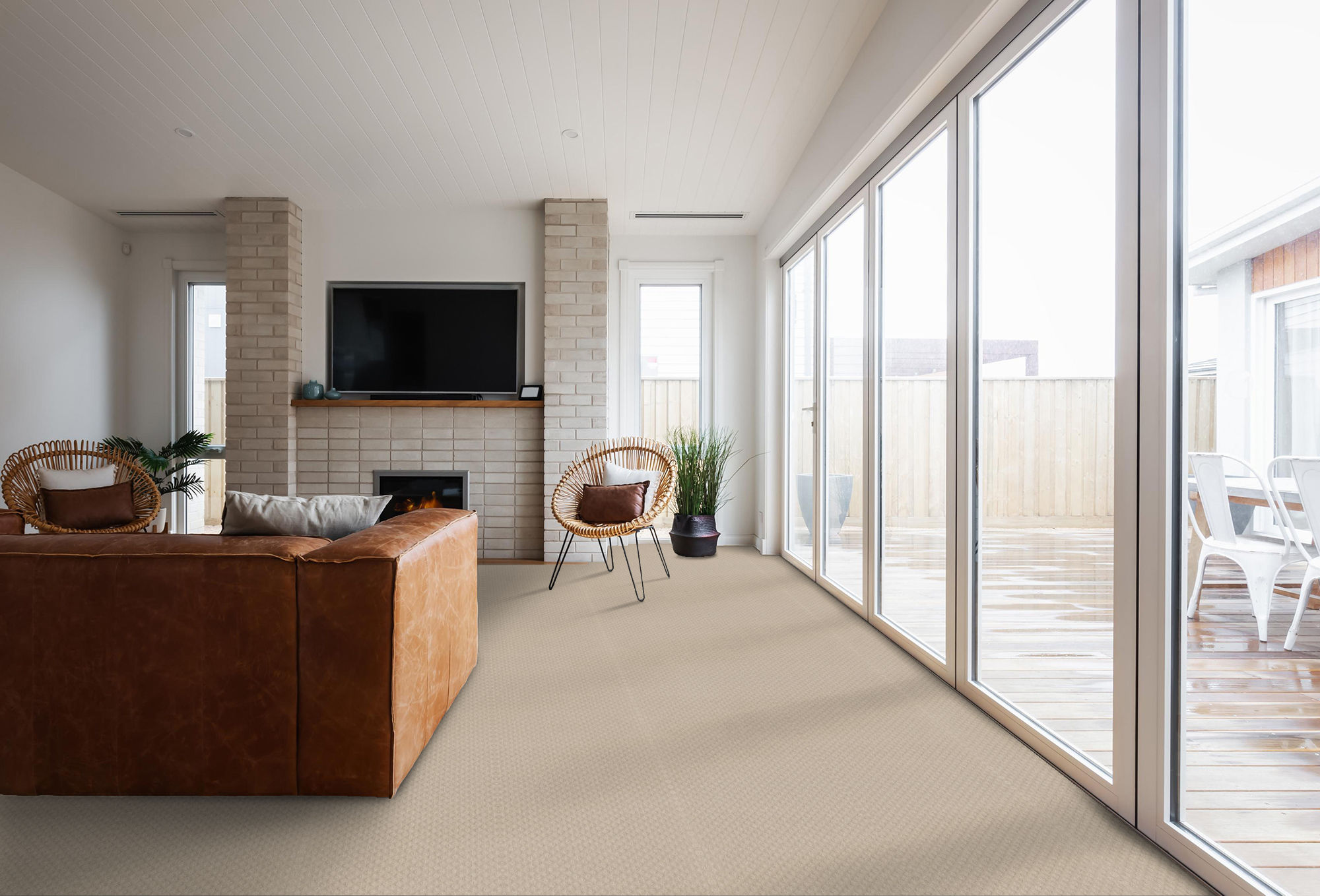 TOWNELAKE SAND PEBBLE ROOM