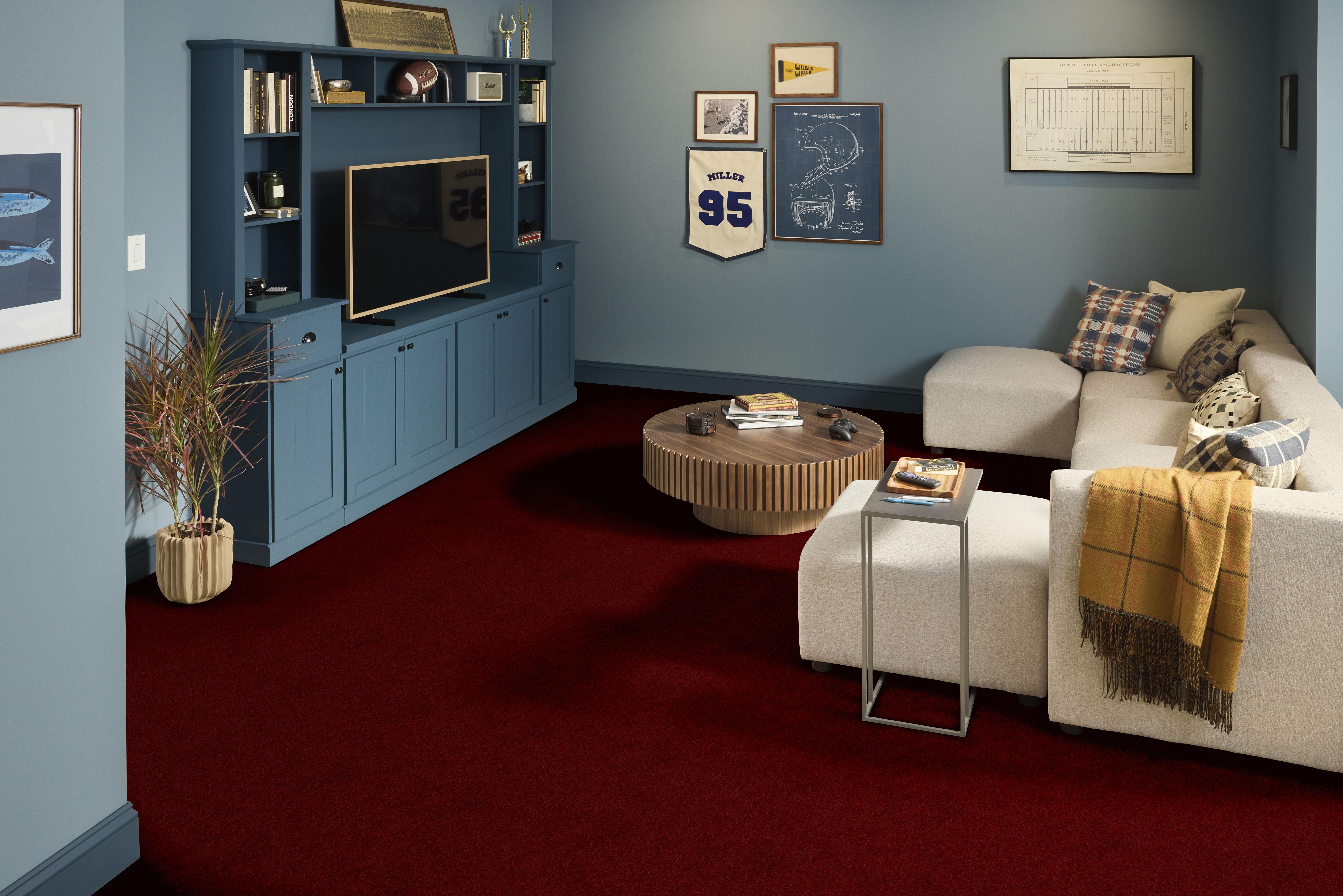 ROYAL PORTRUSH III 12' RED WINE ROOM