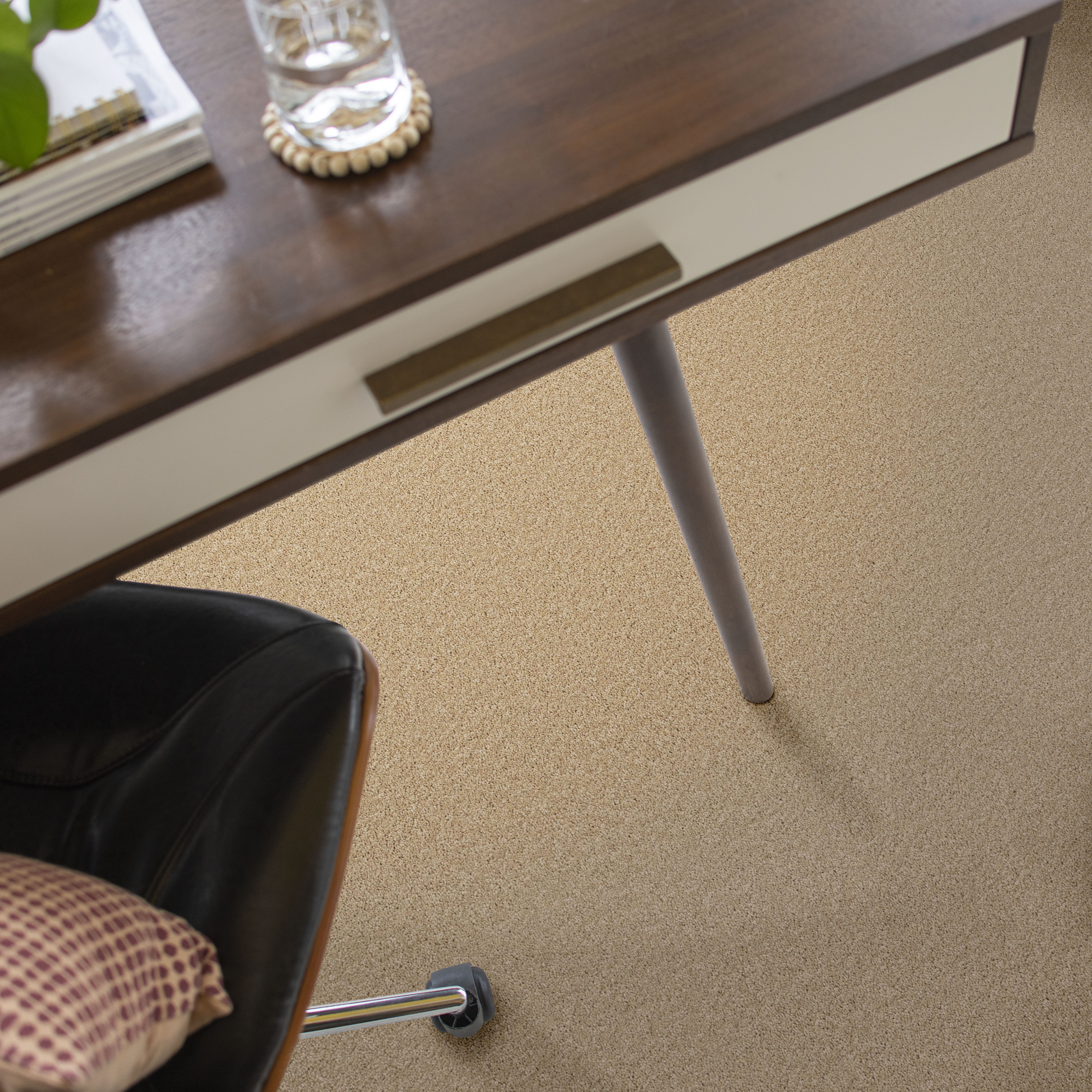 HONEST TO GOODNESS CREAM PUFF ROOM