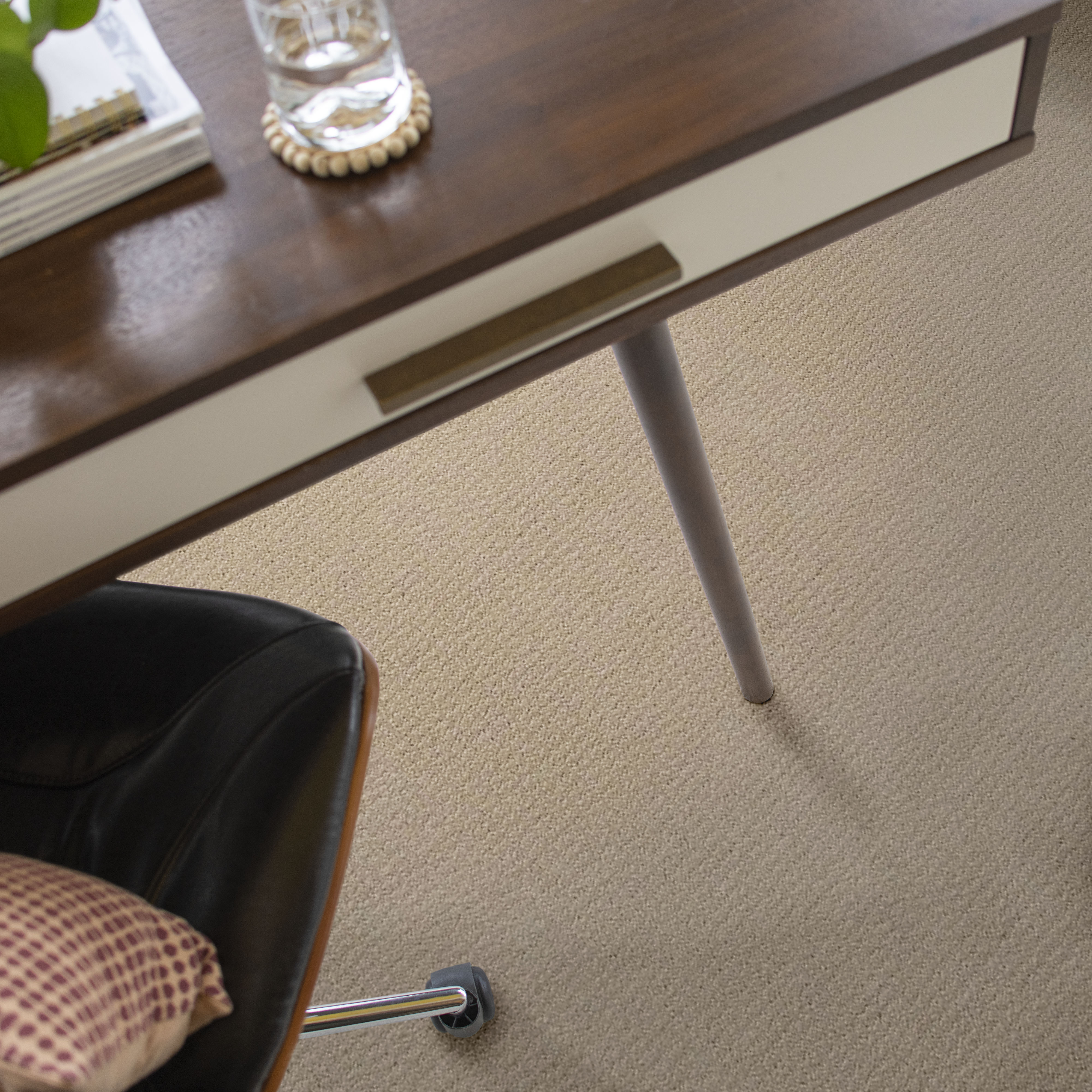 TRANSLATE BISCUIT ROOM