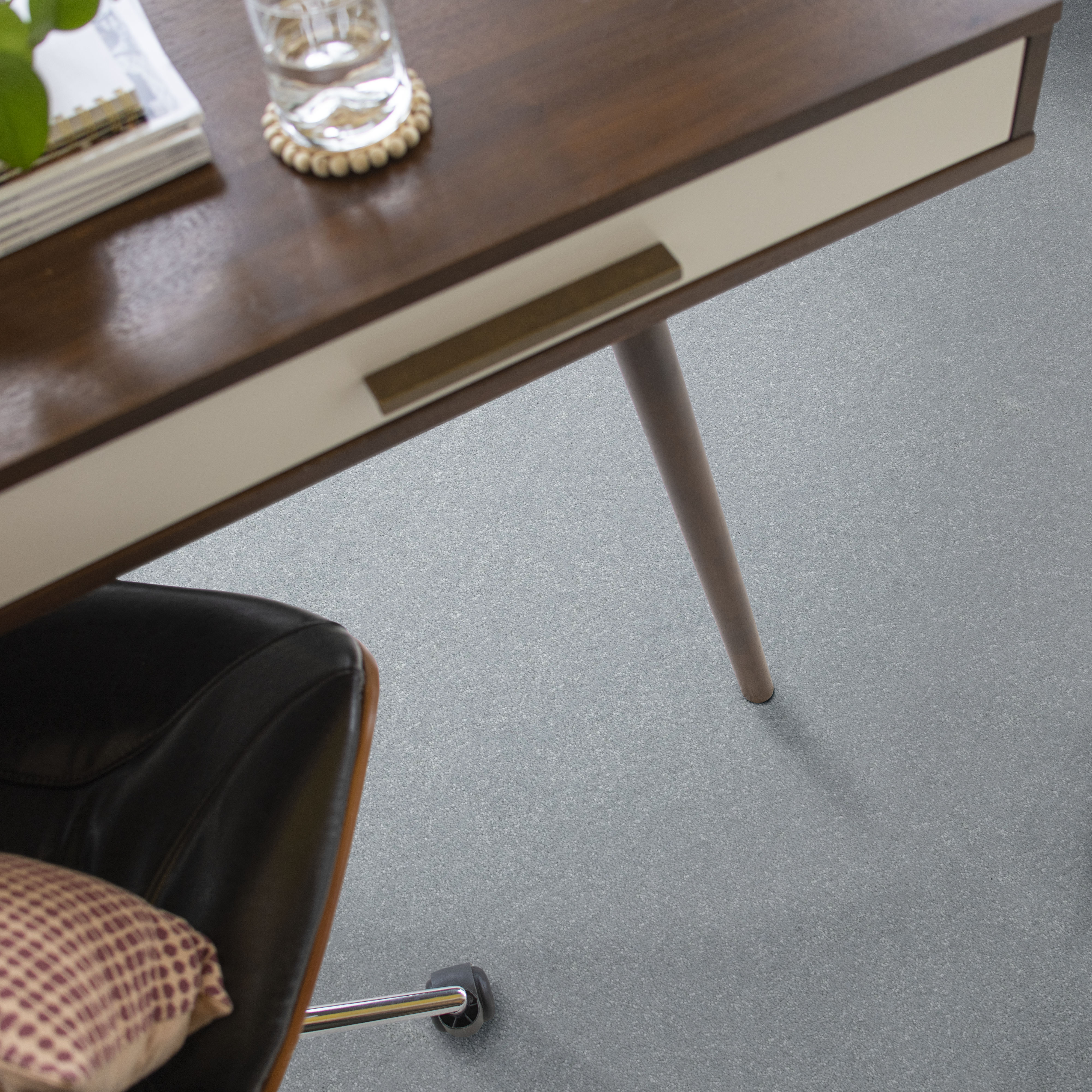 HARD AT PLAY I 12' SERENE BLUE ROOM