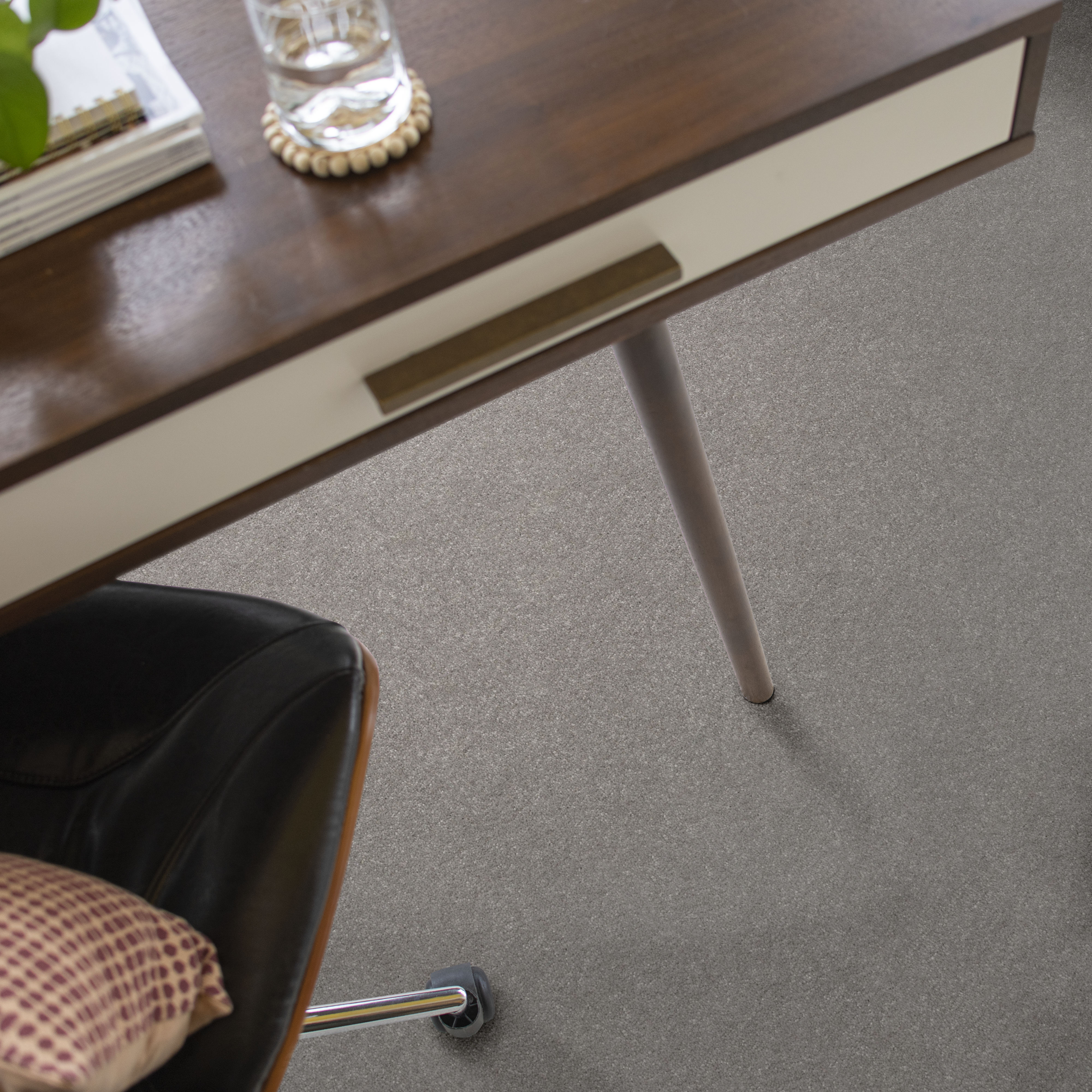 HARD AT PLAY III 15' ROCK CRYSTAL ROOM