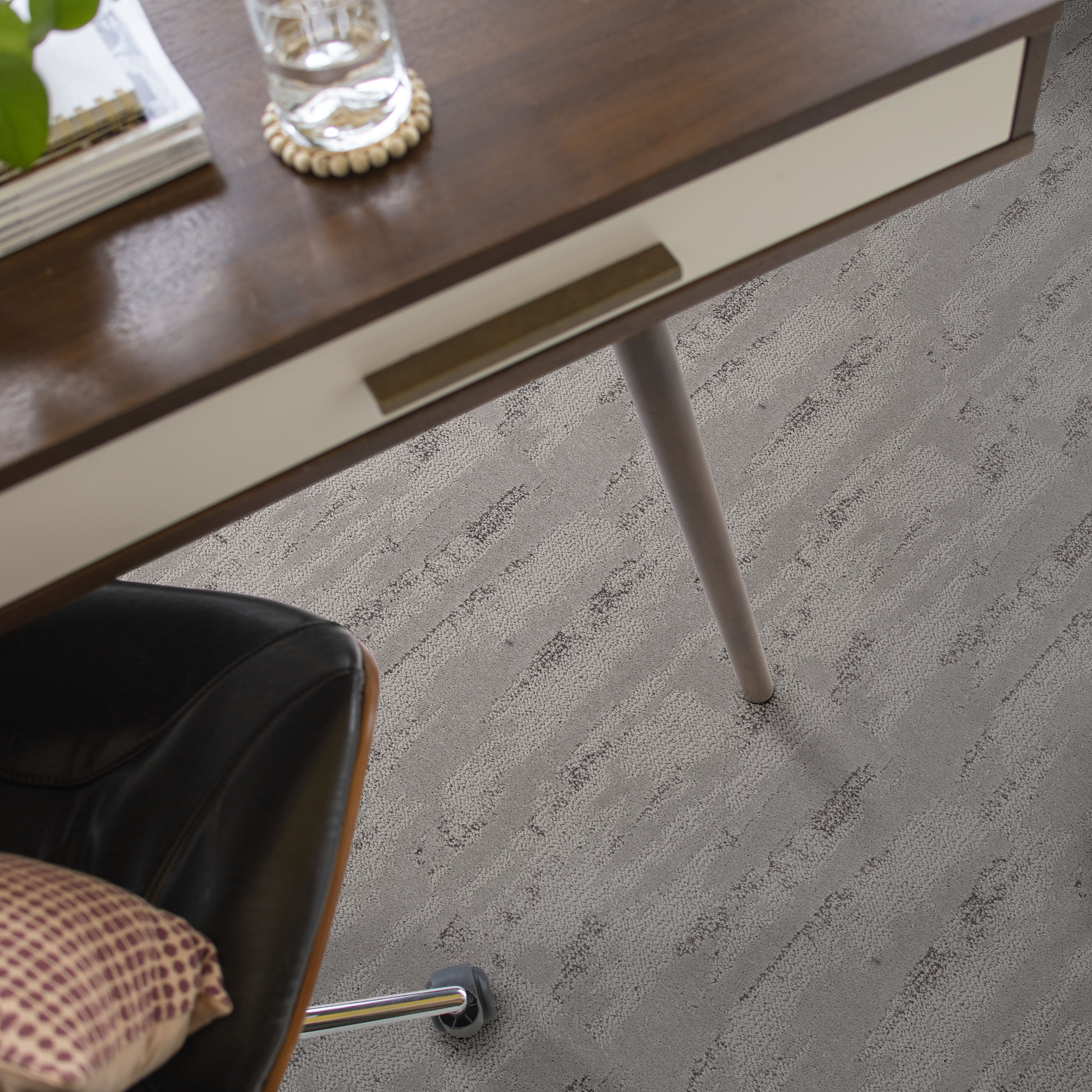 Tranquil Spirit LILAC GRAY ROOM