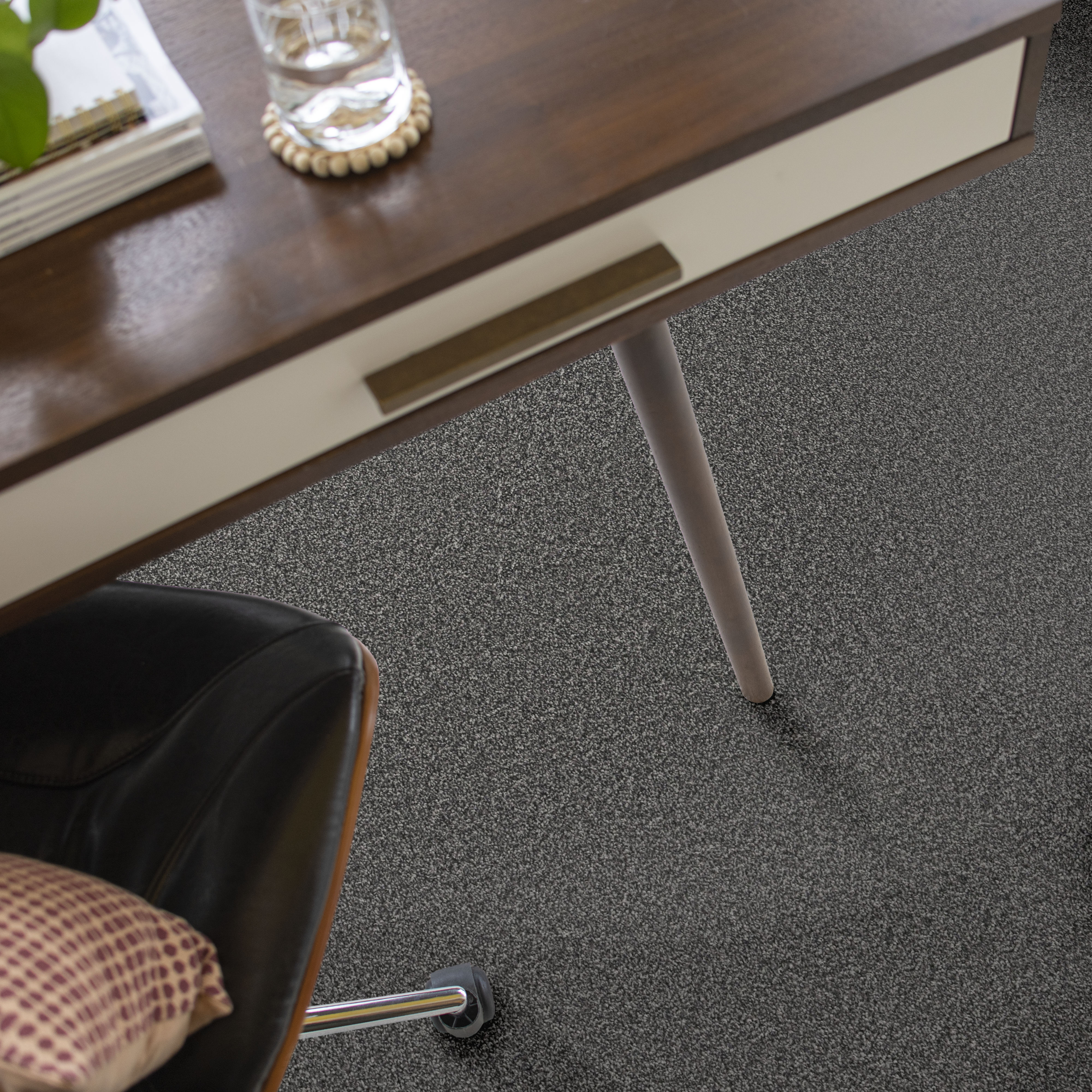 TRUSOLUTIONS I MERCURY ROOM