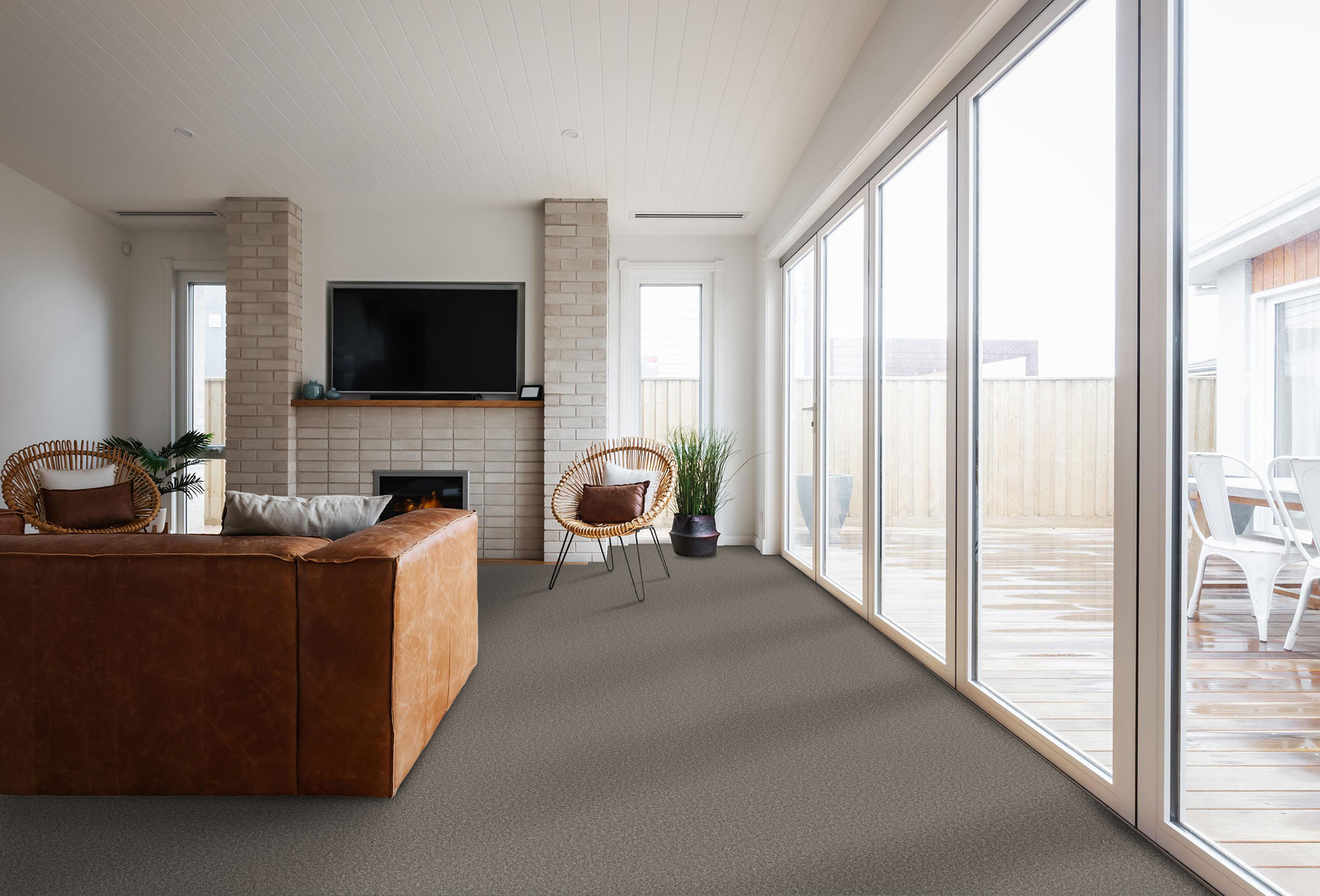 NEW ATTITUDE CASTLE WALL ROOM