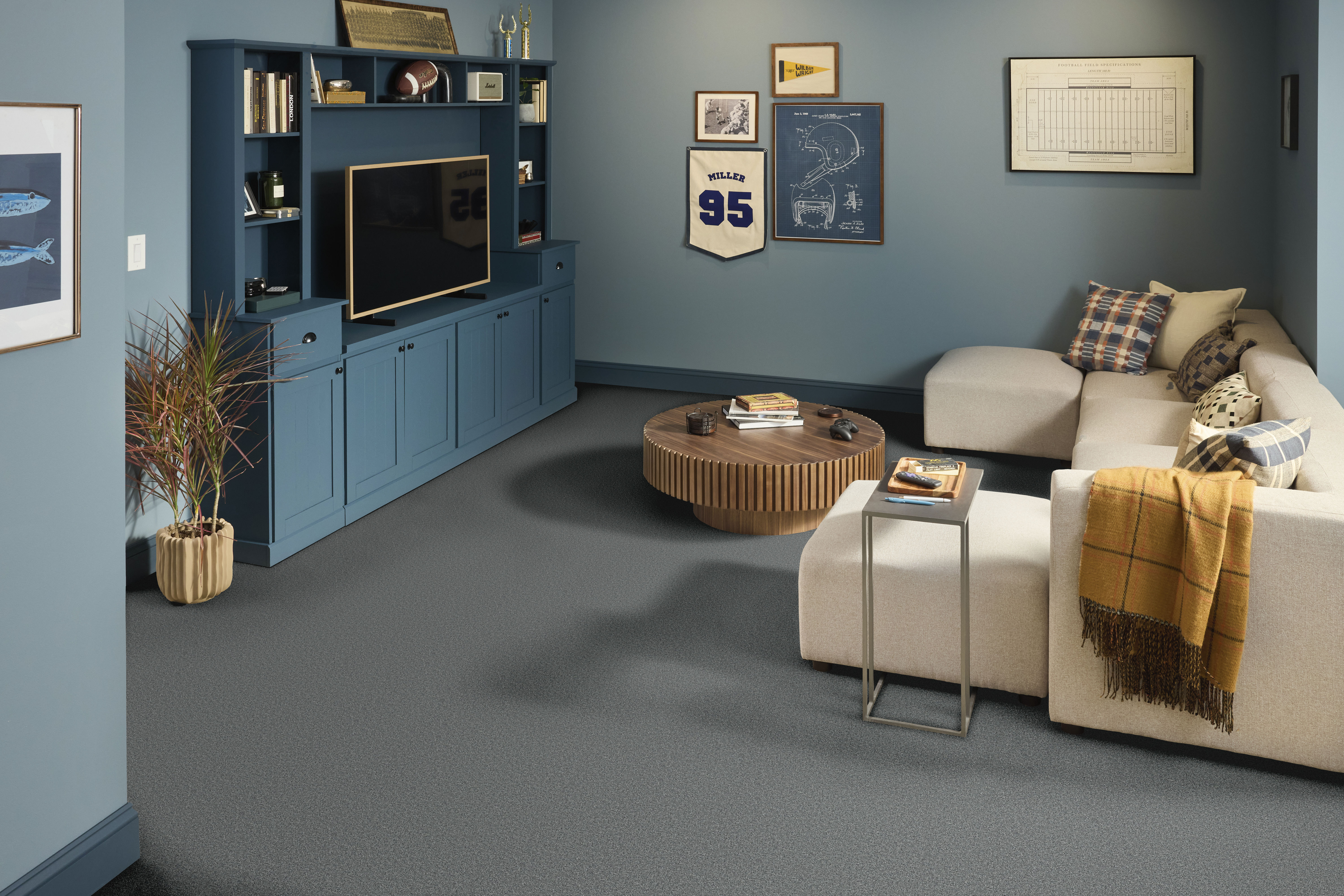 COMFORTING I STORM CLOUD ROOM