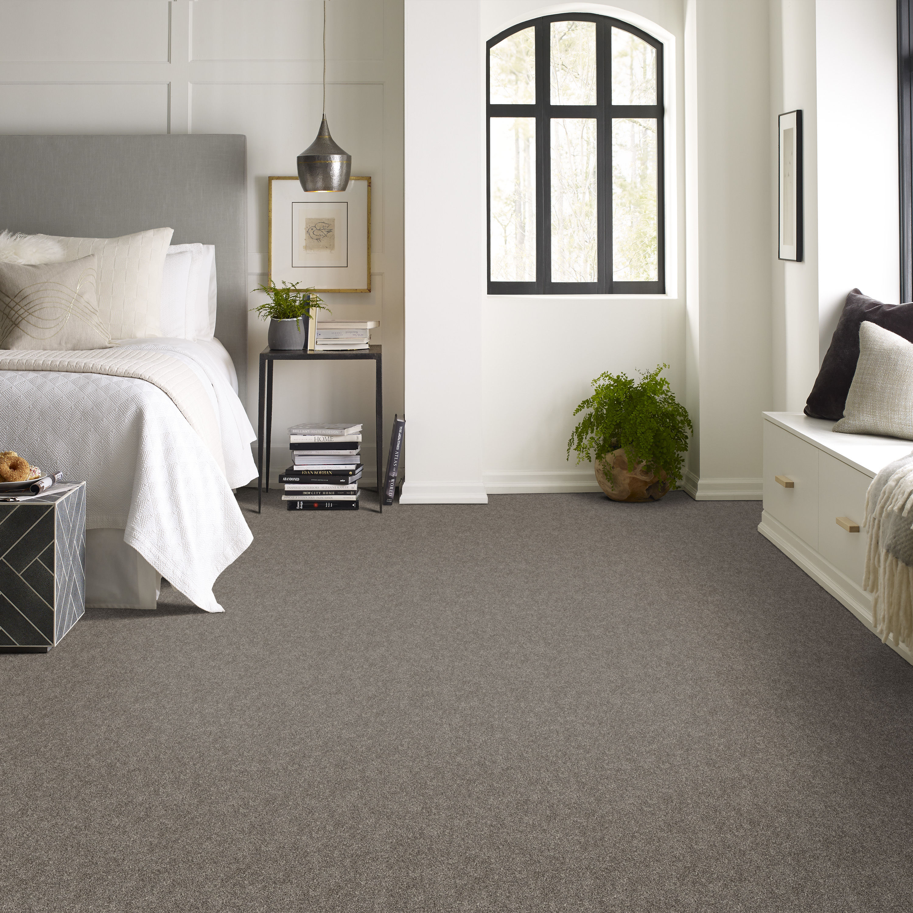 GRAND OUTLOOK WORN PATH ROOM