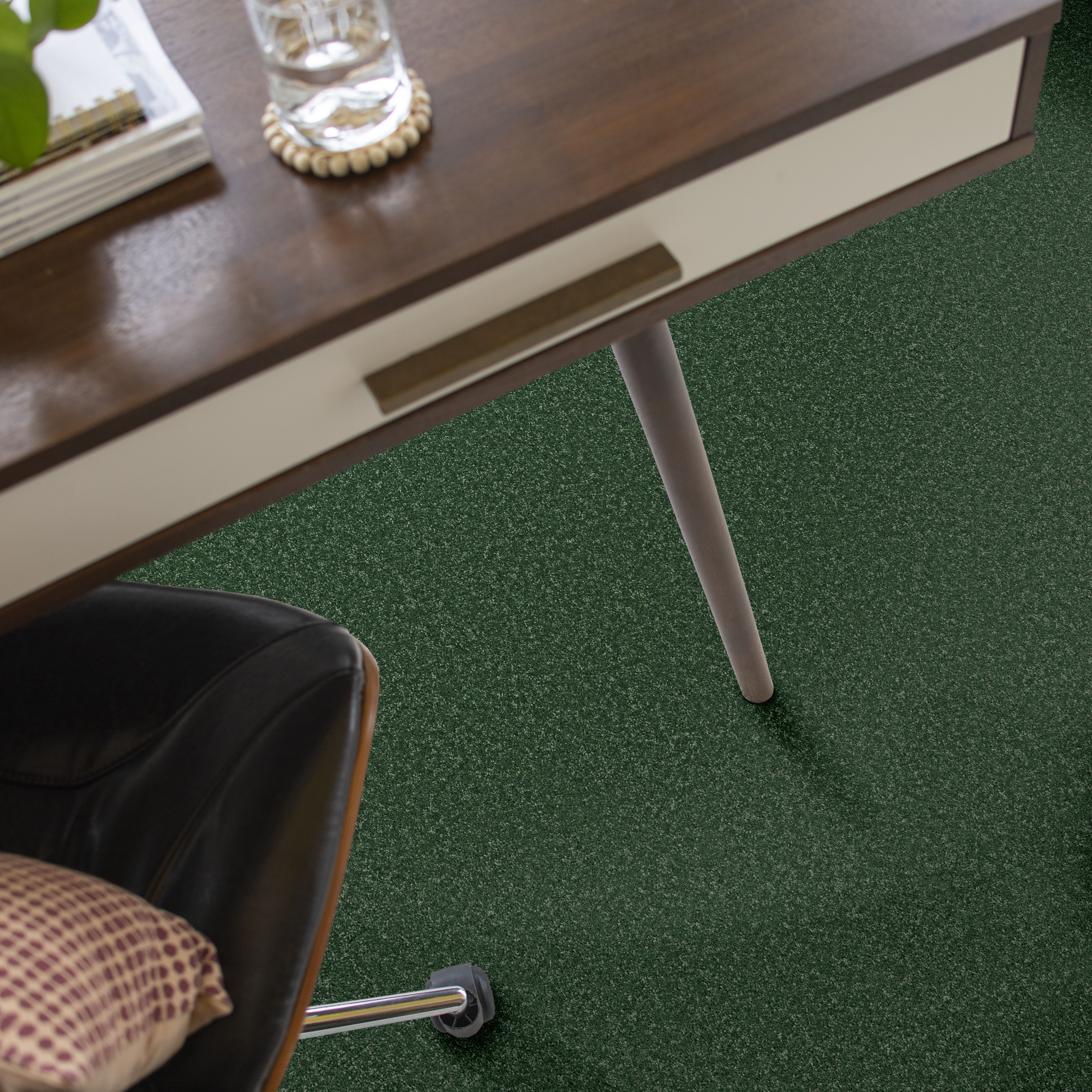 THE BRIGHT SIDE FUZZY FEELING ROOM